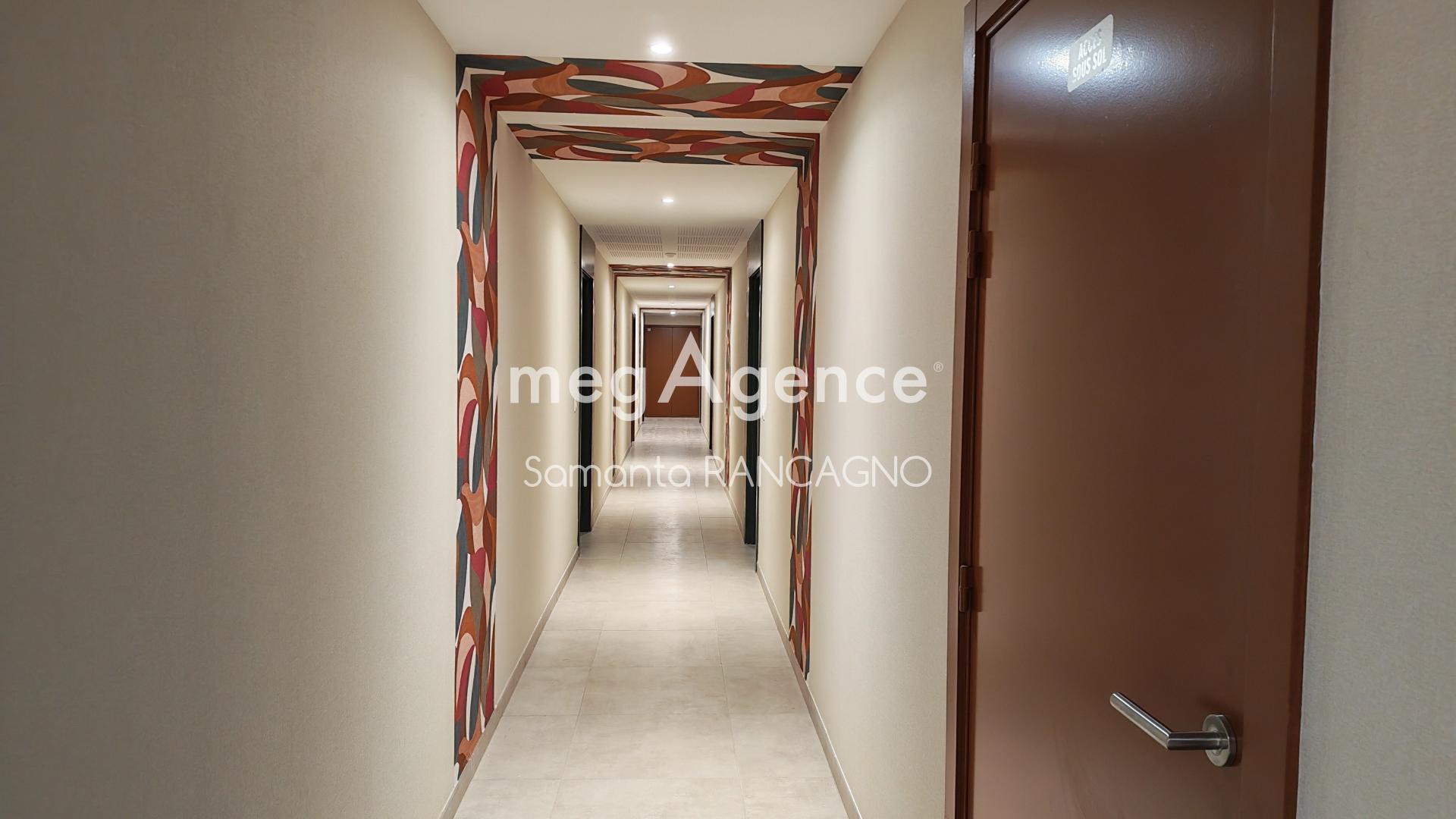 Miniature photo - 9 / 11