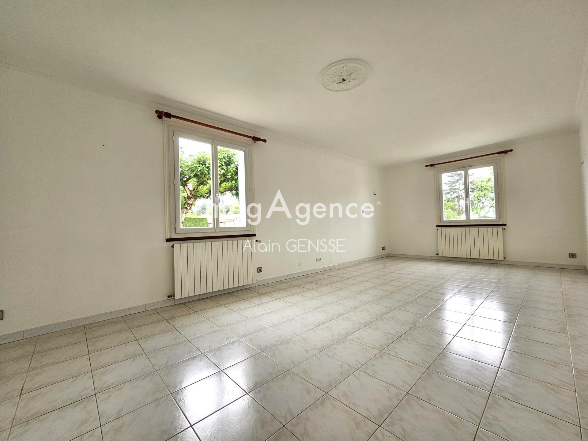 Miniature photo - 2 / 13