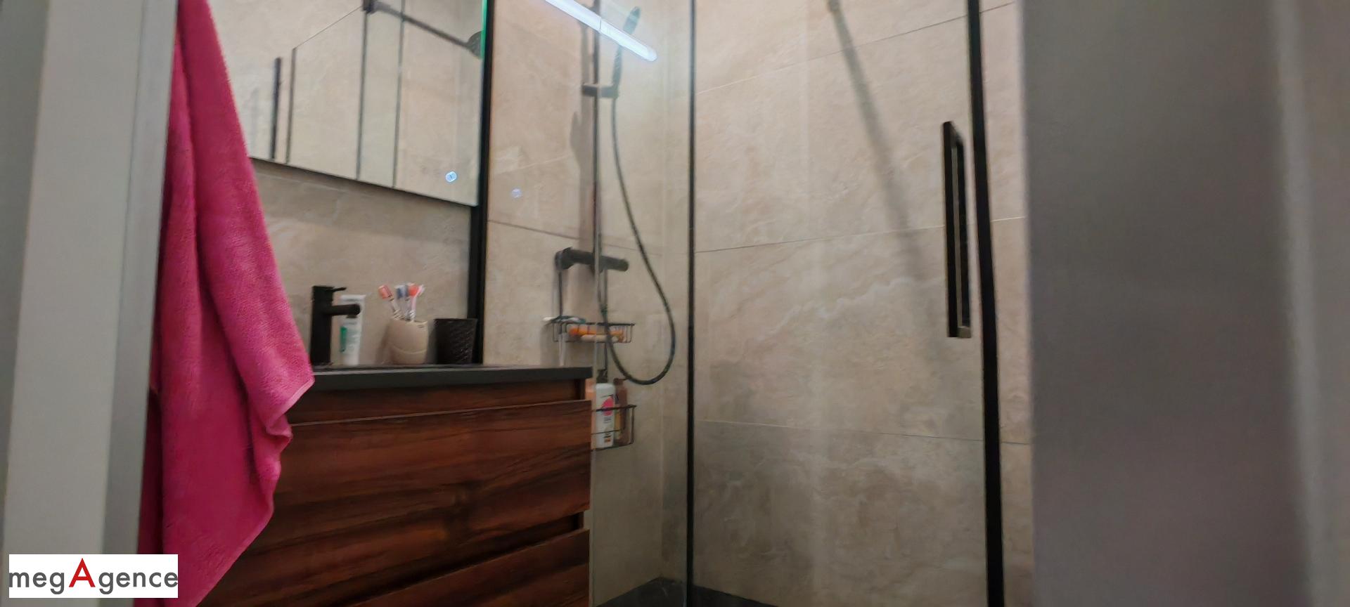 Miniature photo - 5 / 9