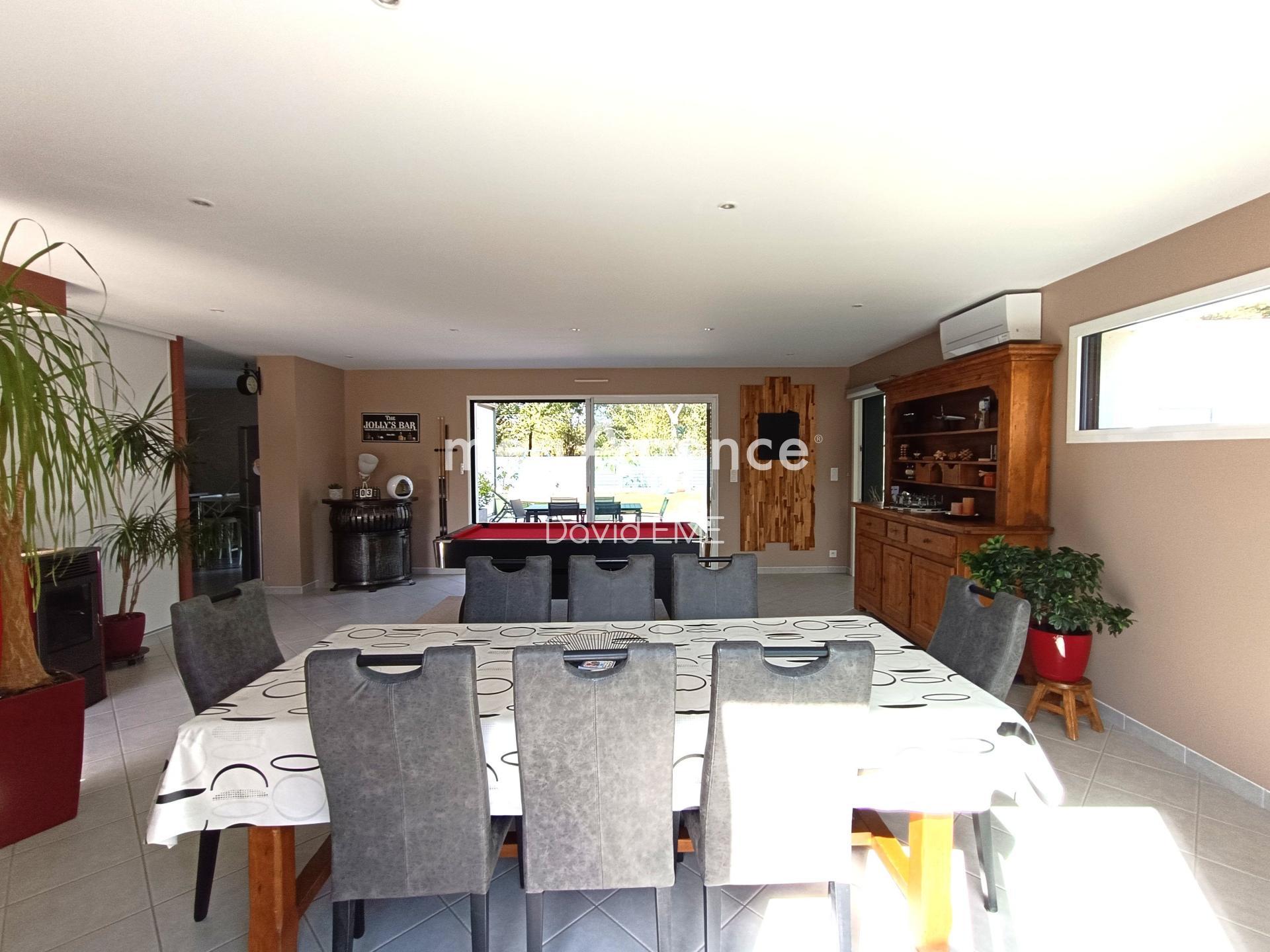 Miniature photo - 6 / 16