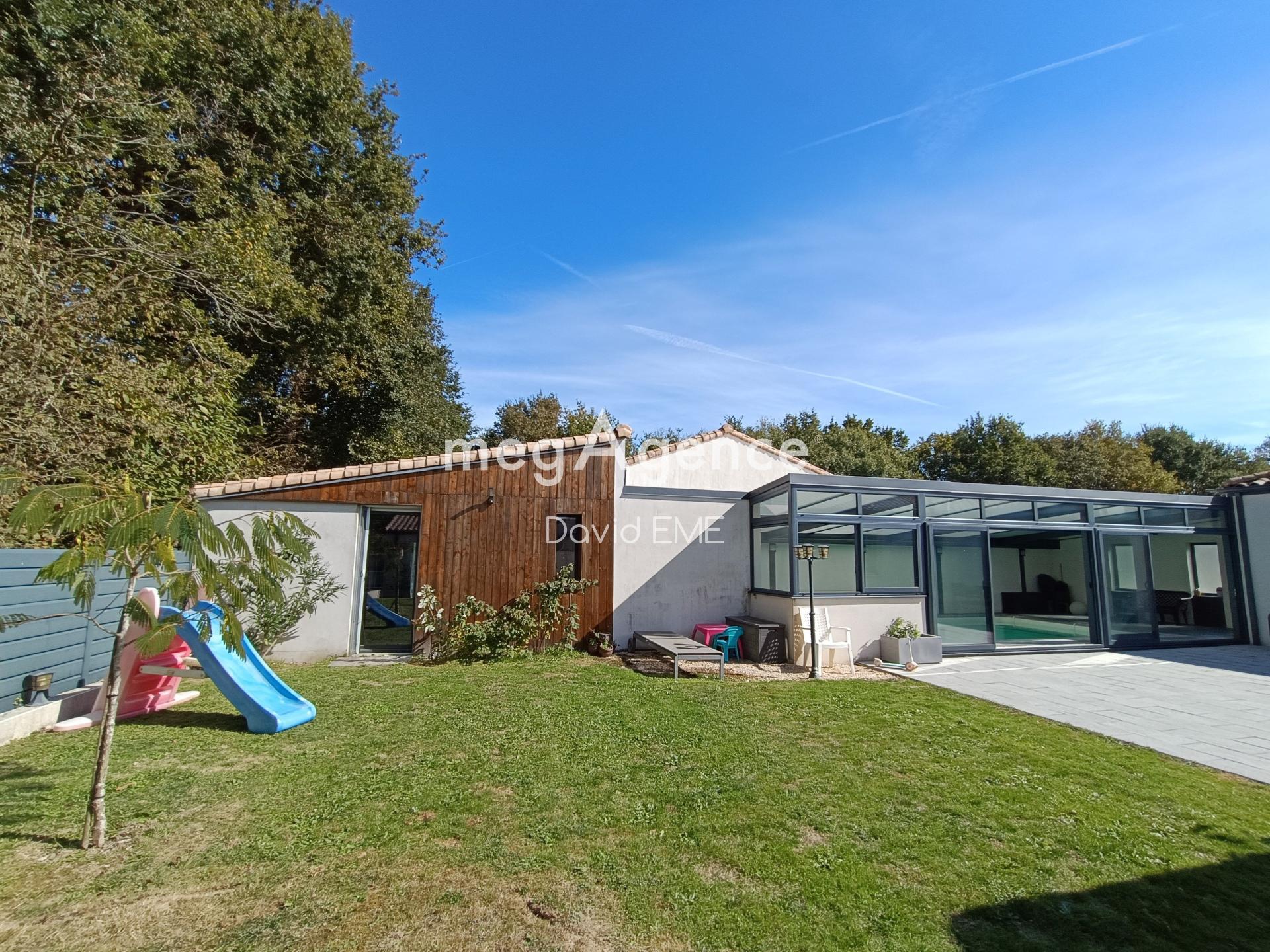 Miniature photo - 15 / 16