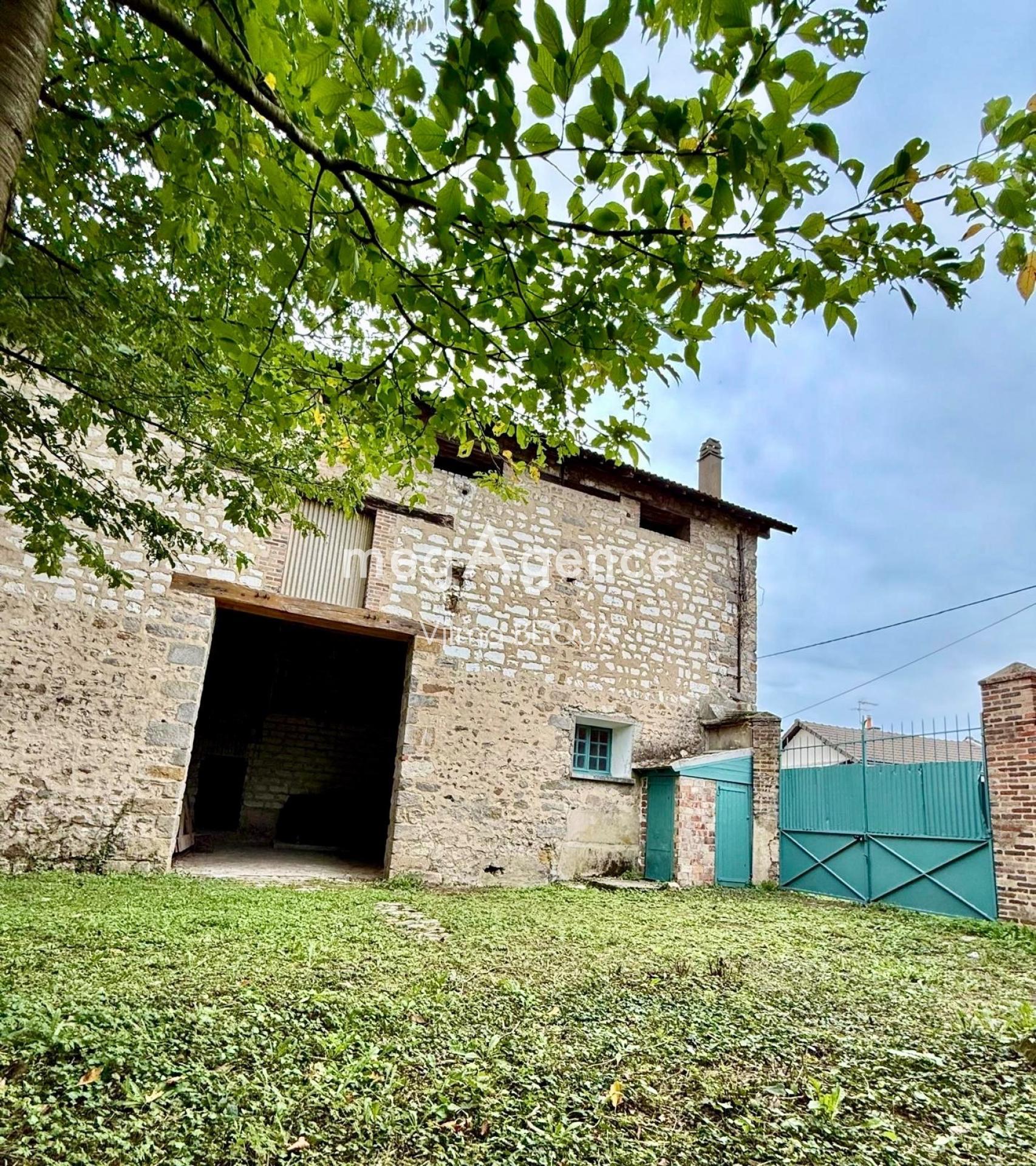 Miniature photo - 2 / 17