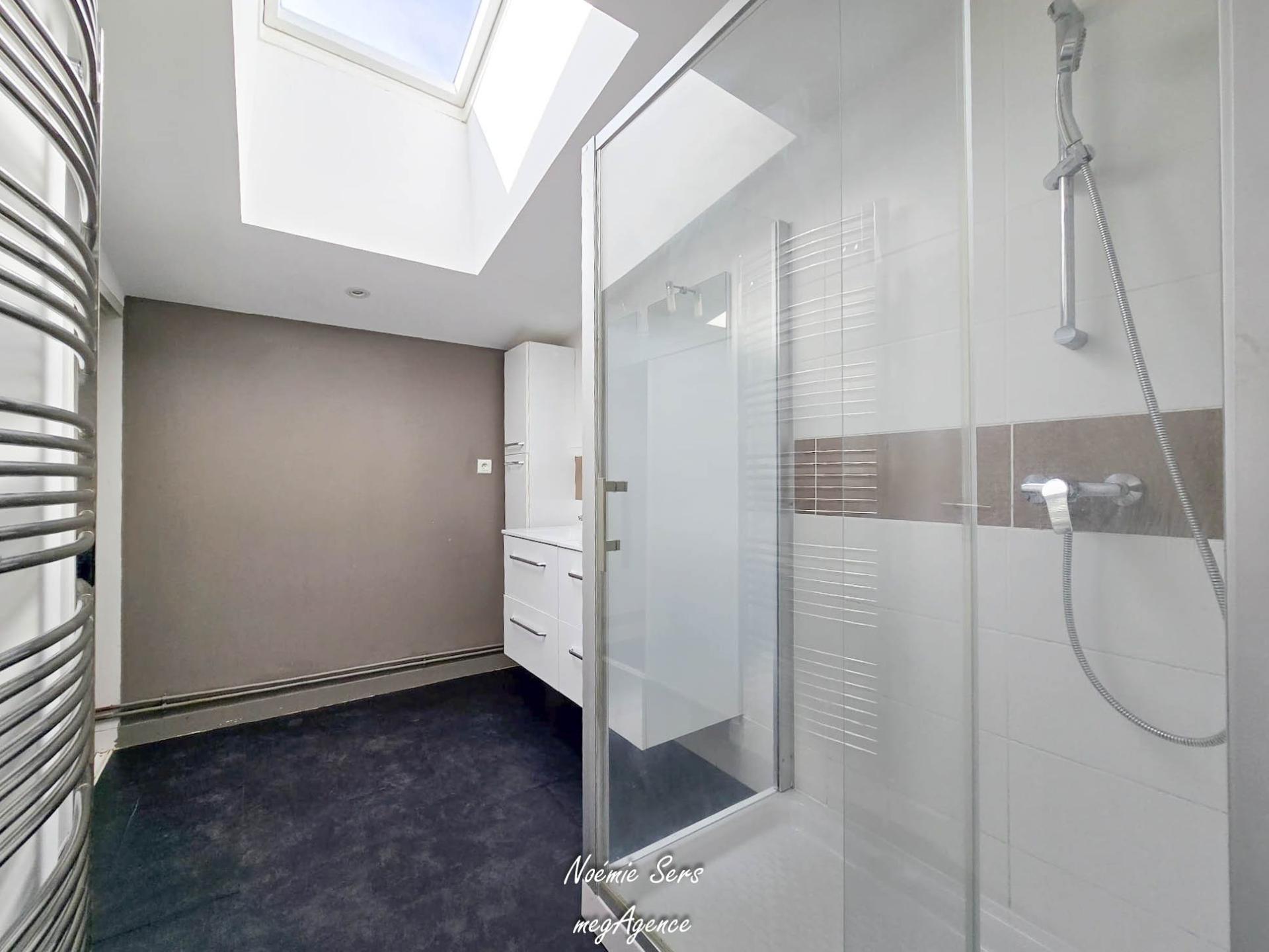 Miniature photo - 7 / 9