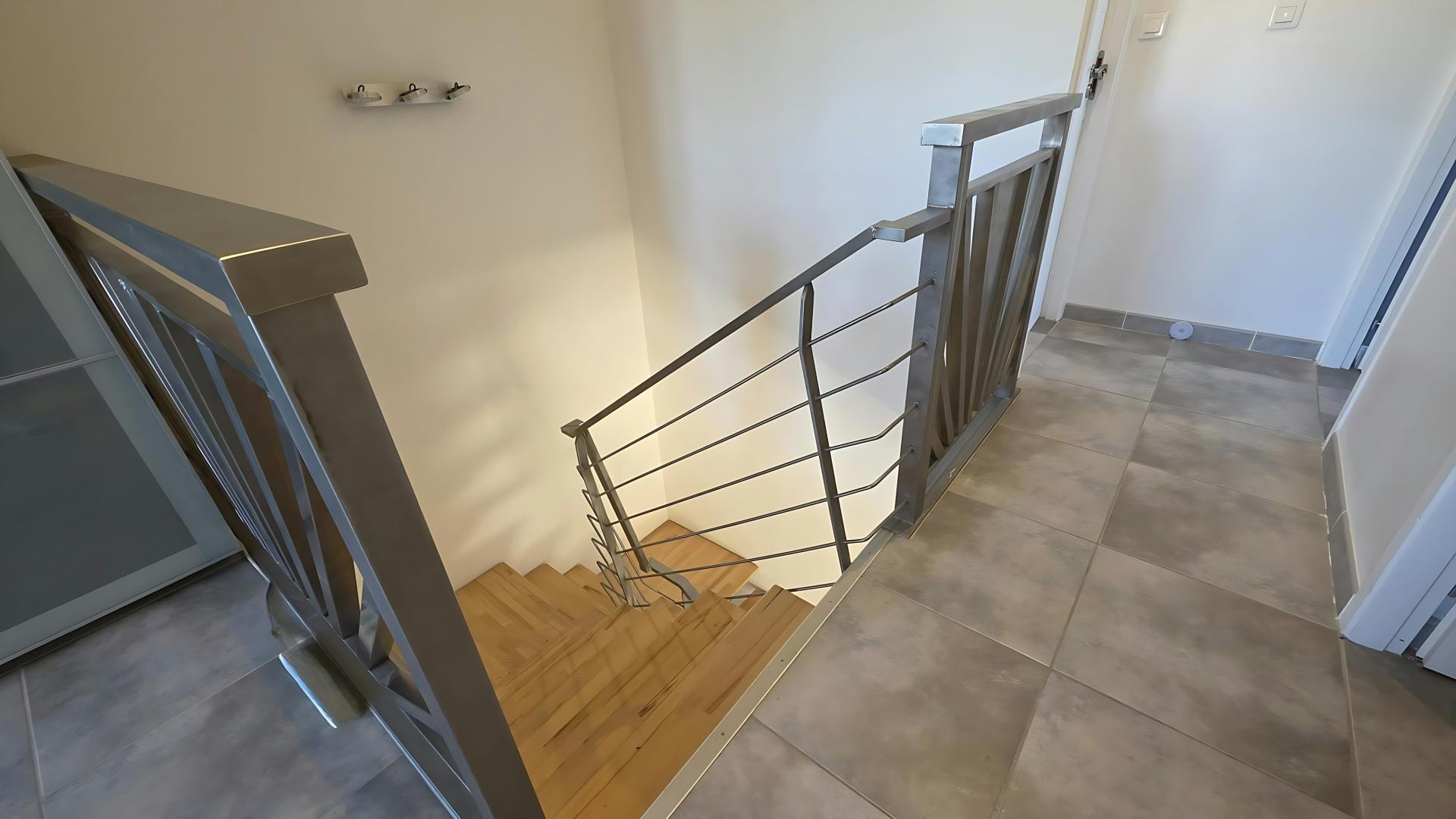 Miniature photo - 10 / 17