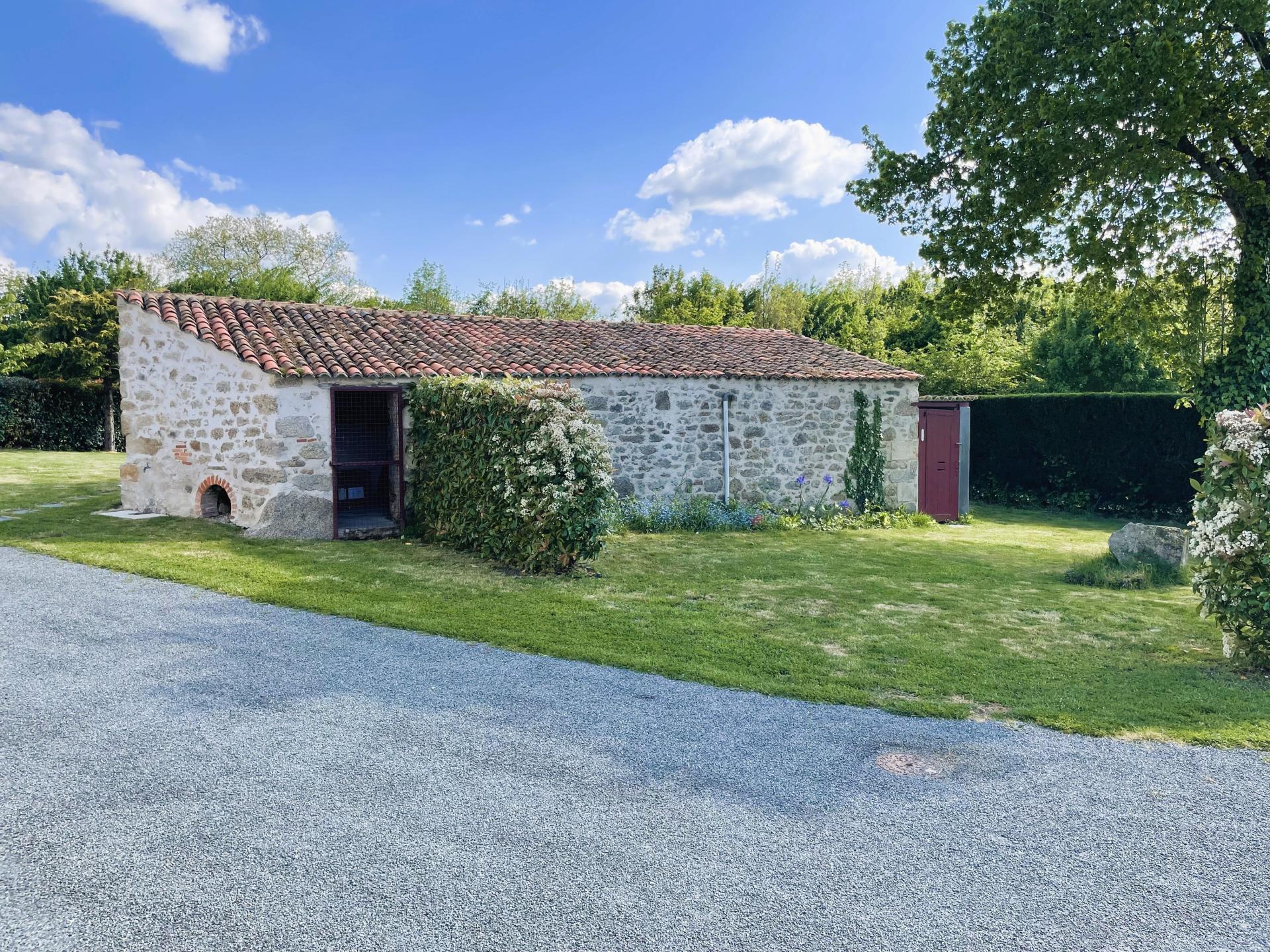 Miniature photo - 4 / 16