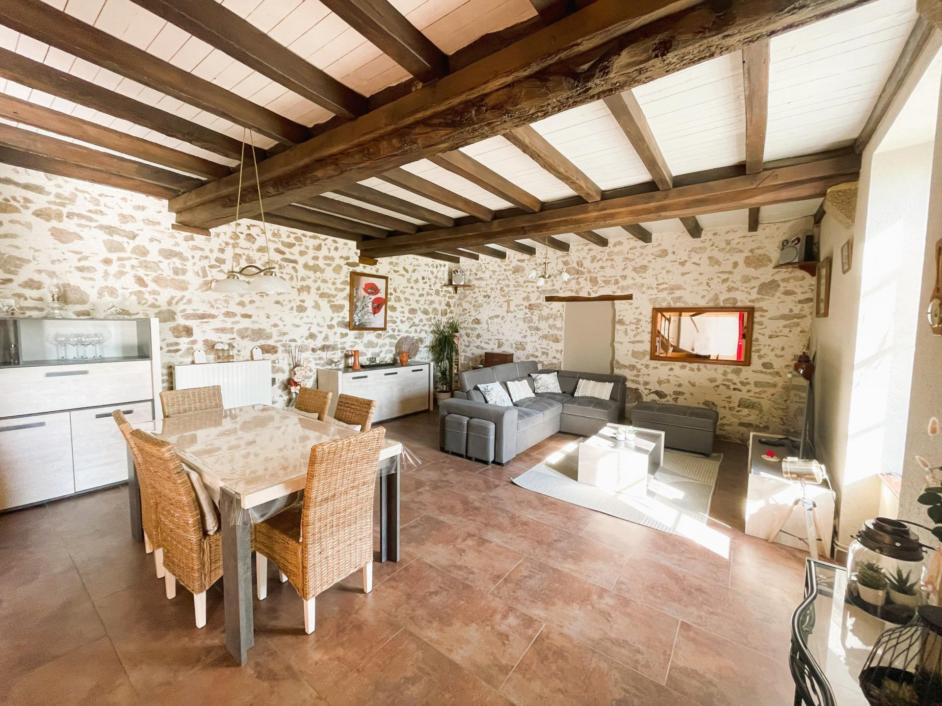 Miniature photo - 8 / 16