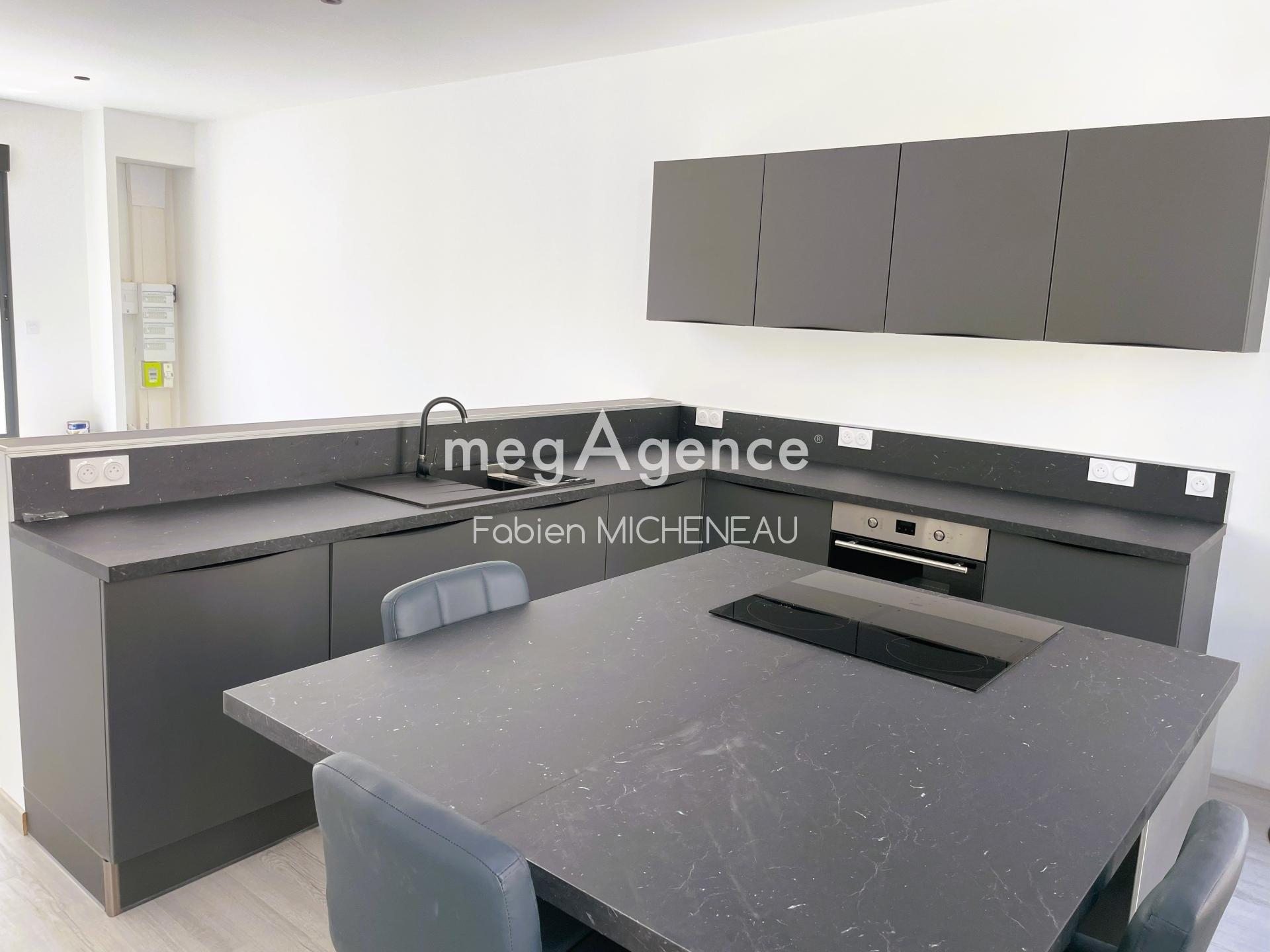 Miniature photo - 2 / 11