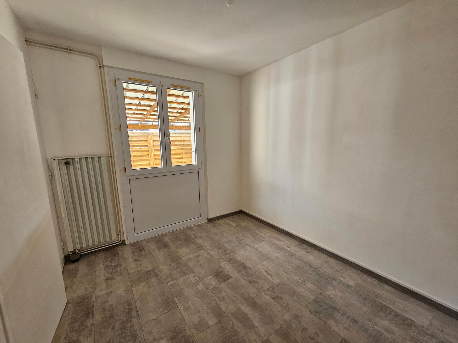 Miniature photo - 8 / 17