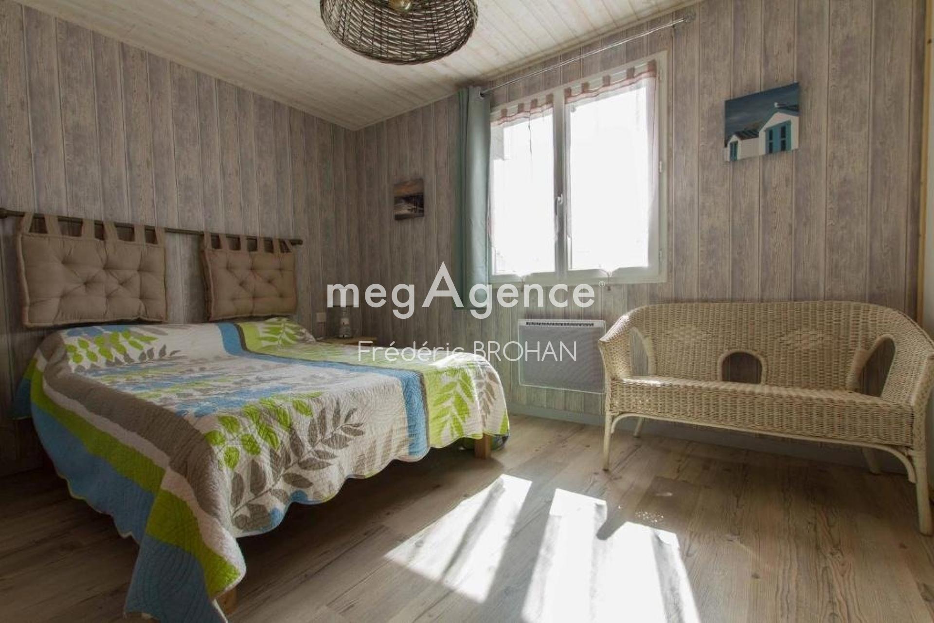 Miniature photo - 2 / 8