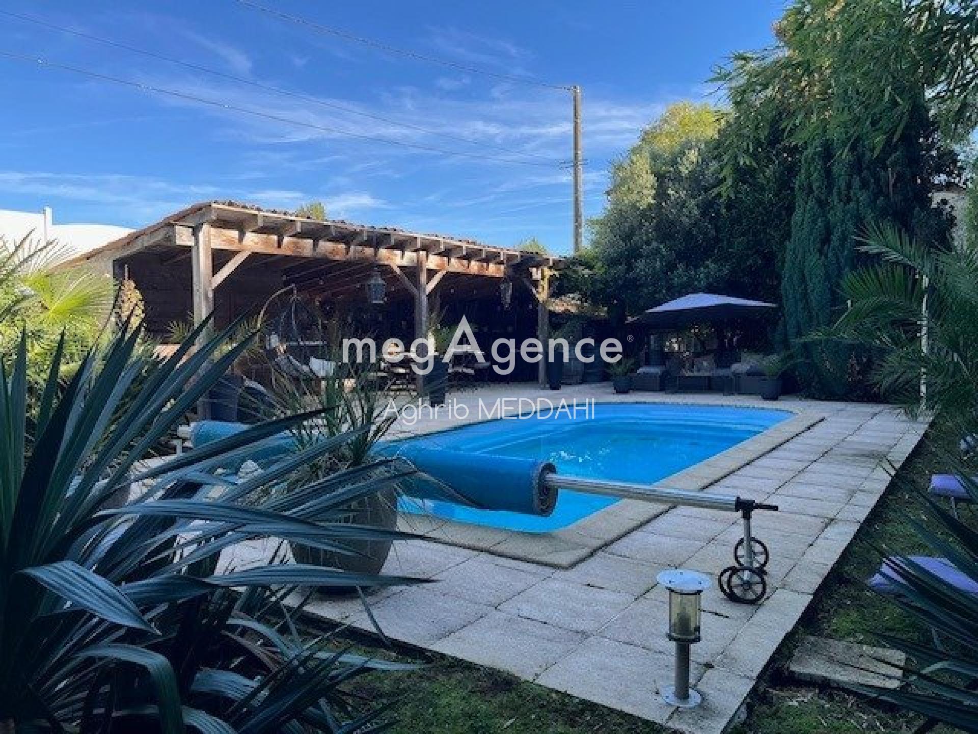 Miniature photo - 2 / 10