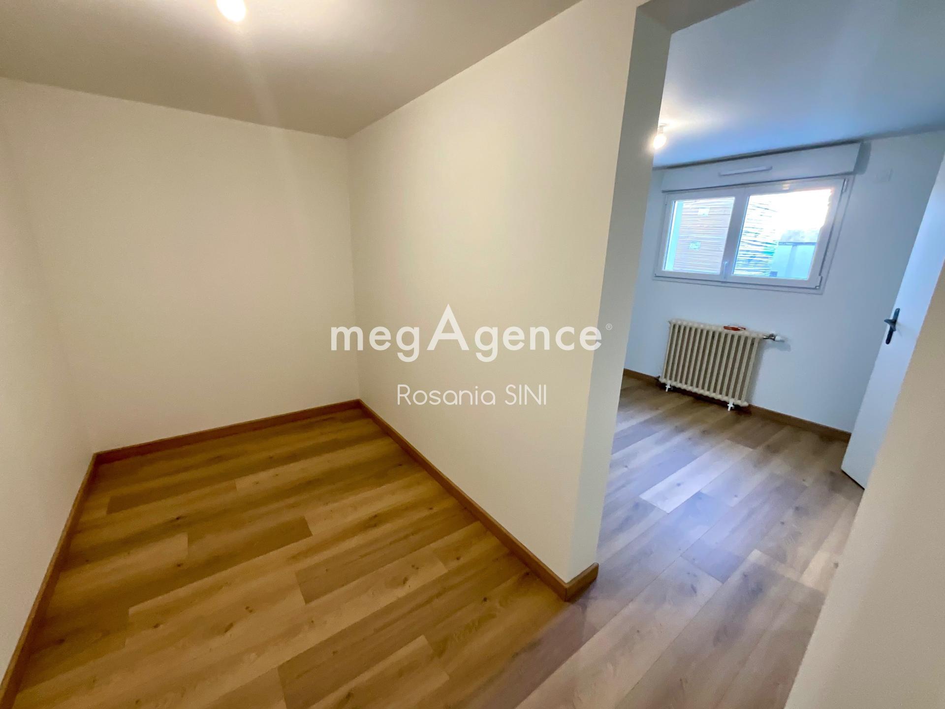 Miniature photo - 12 / 19