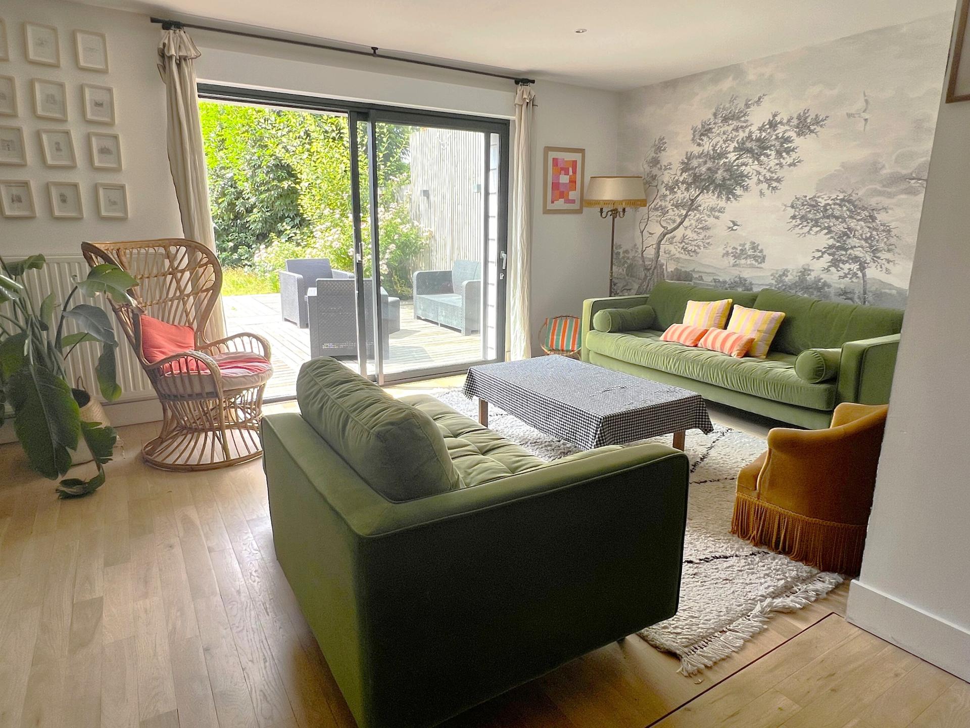 Miniature photo - 2 / 10