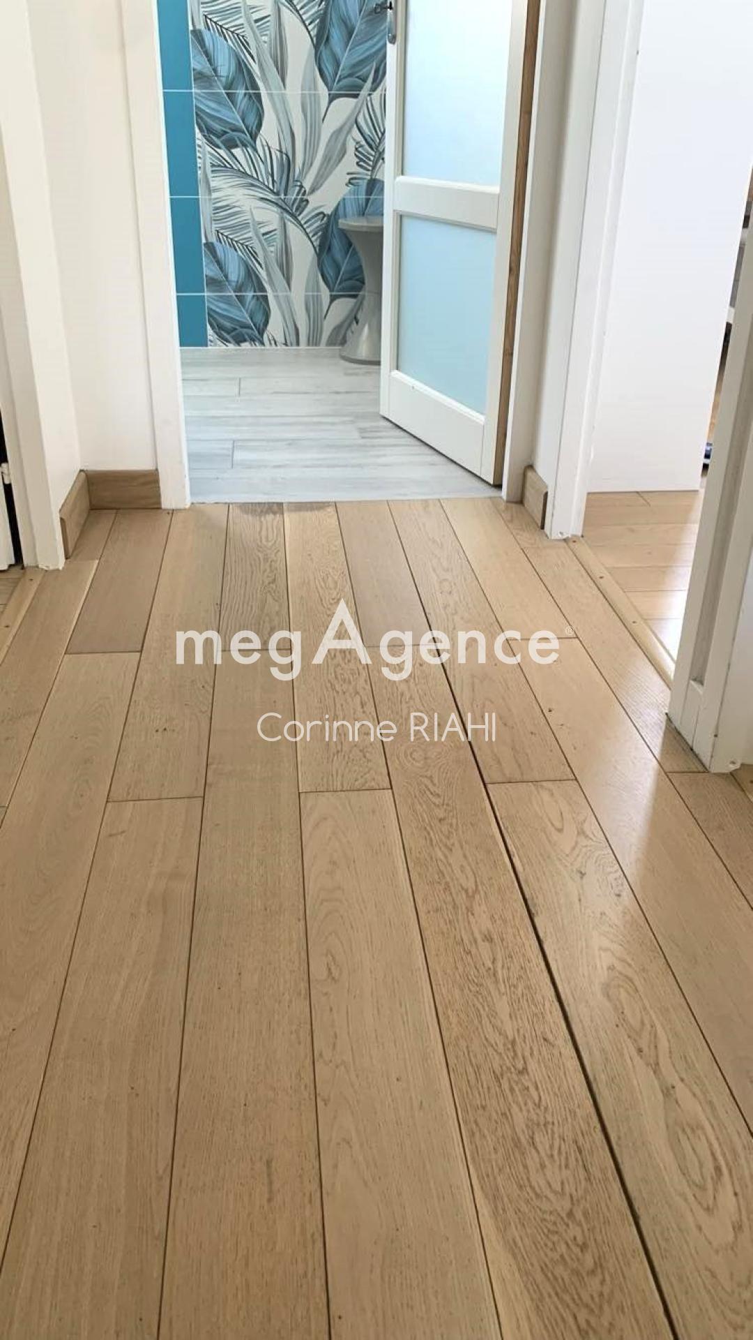 Miniature photo - 15 / 16