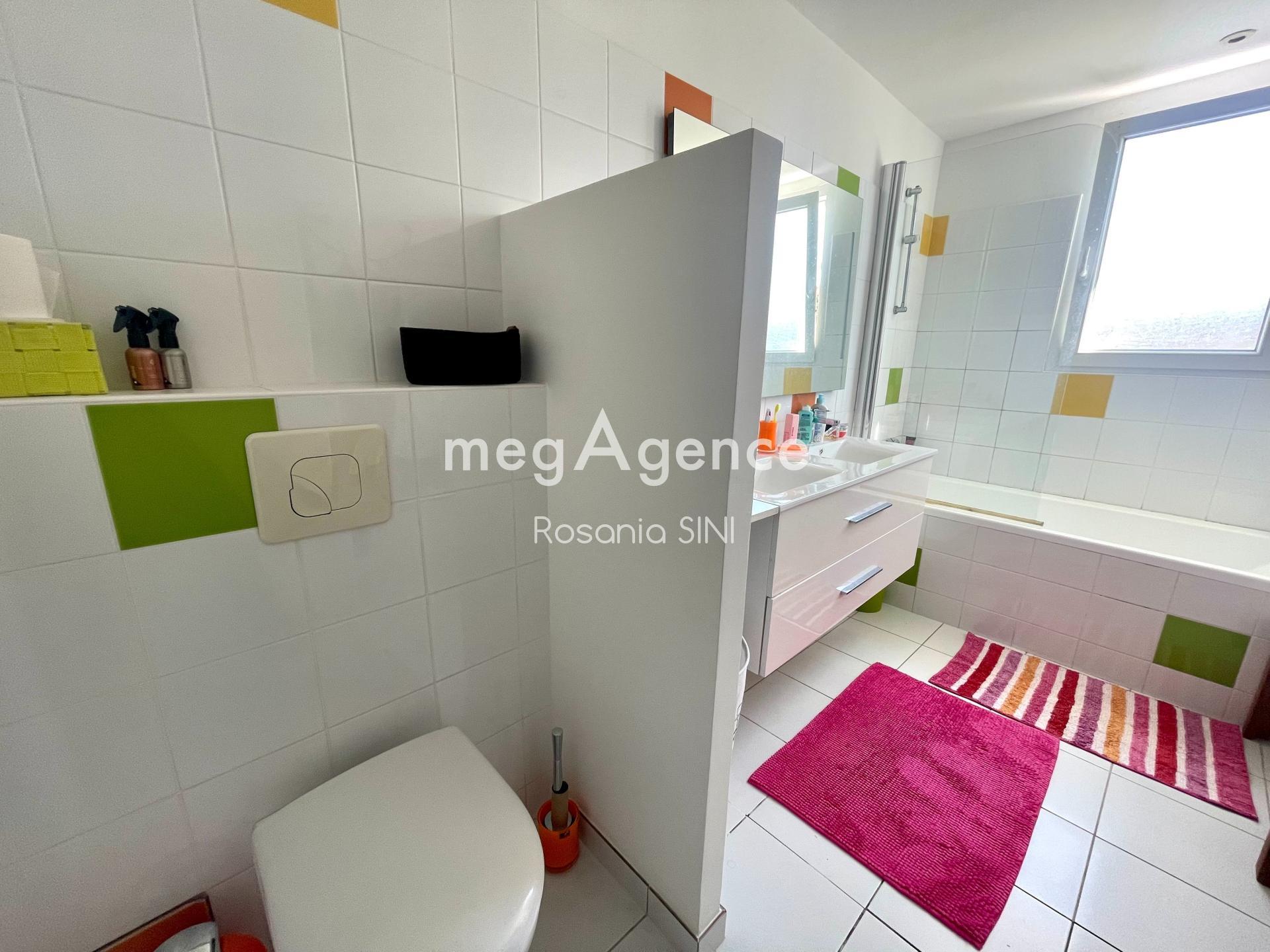 Miniature photo - 12 / 16