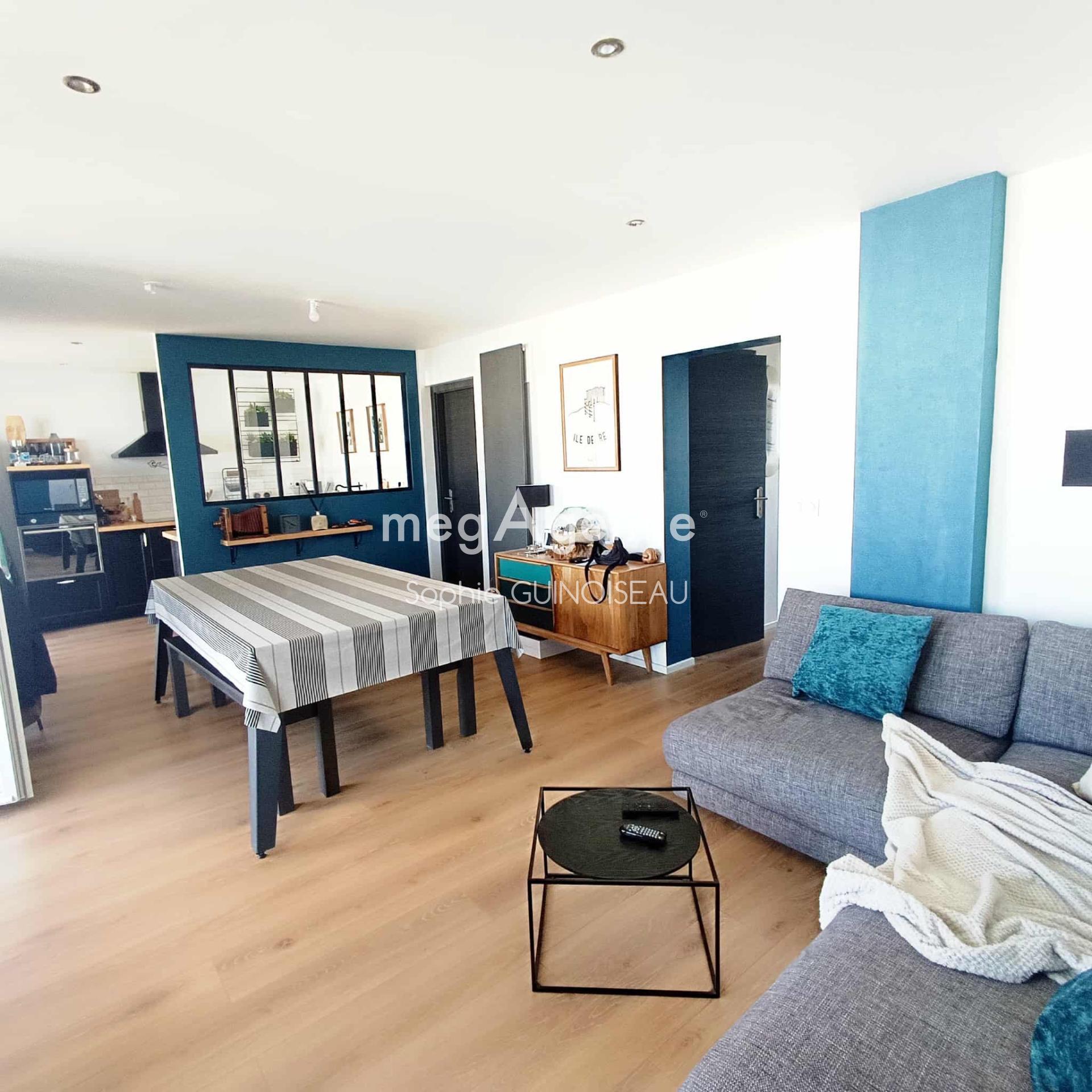 Miniature photo - 2 / 13