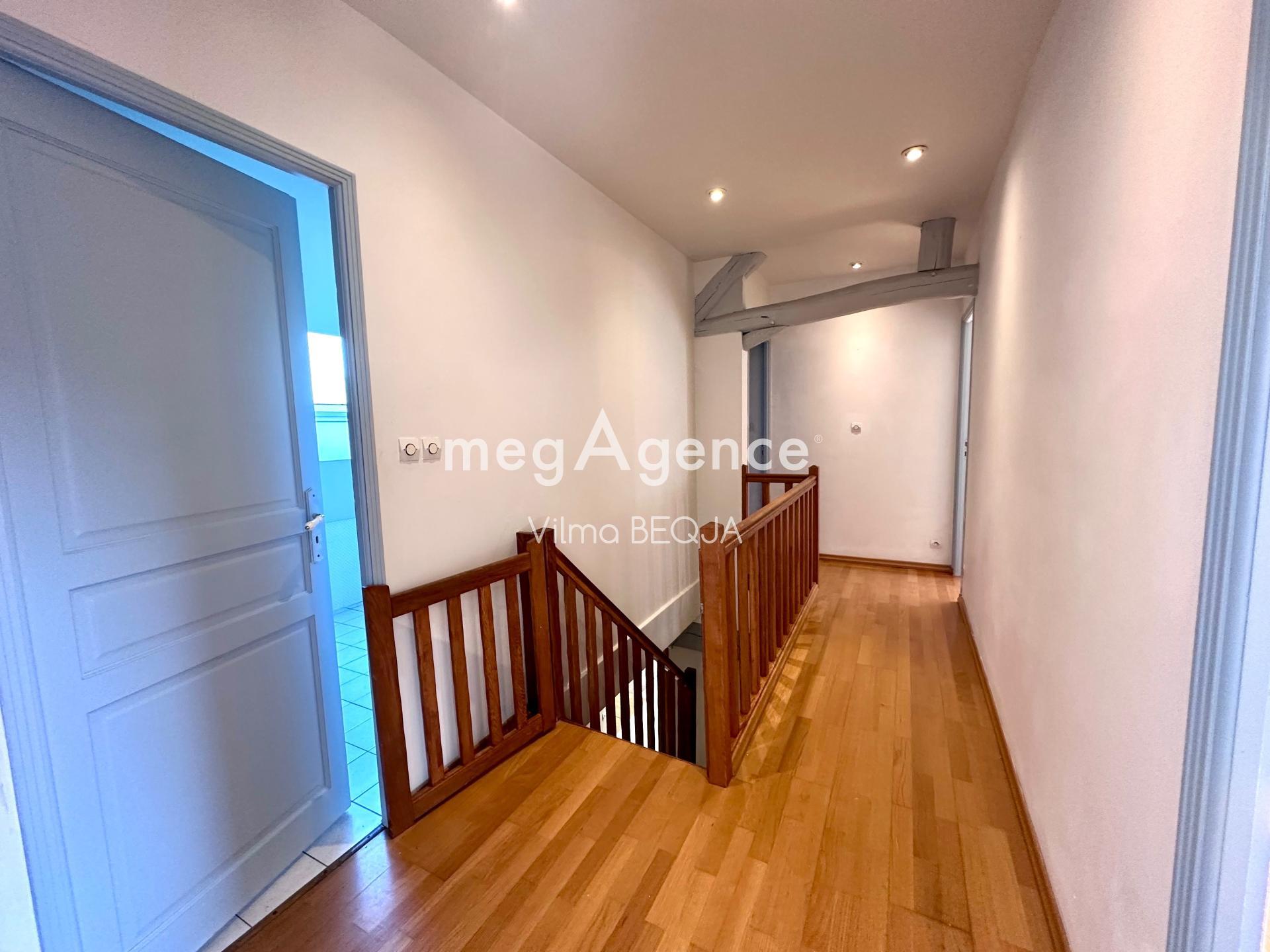 Miniature photo - 12 / 16