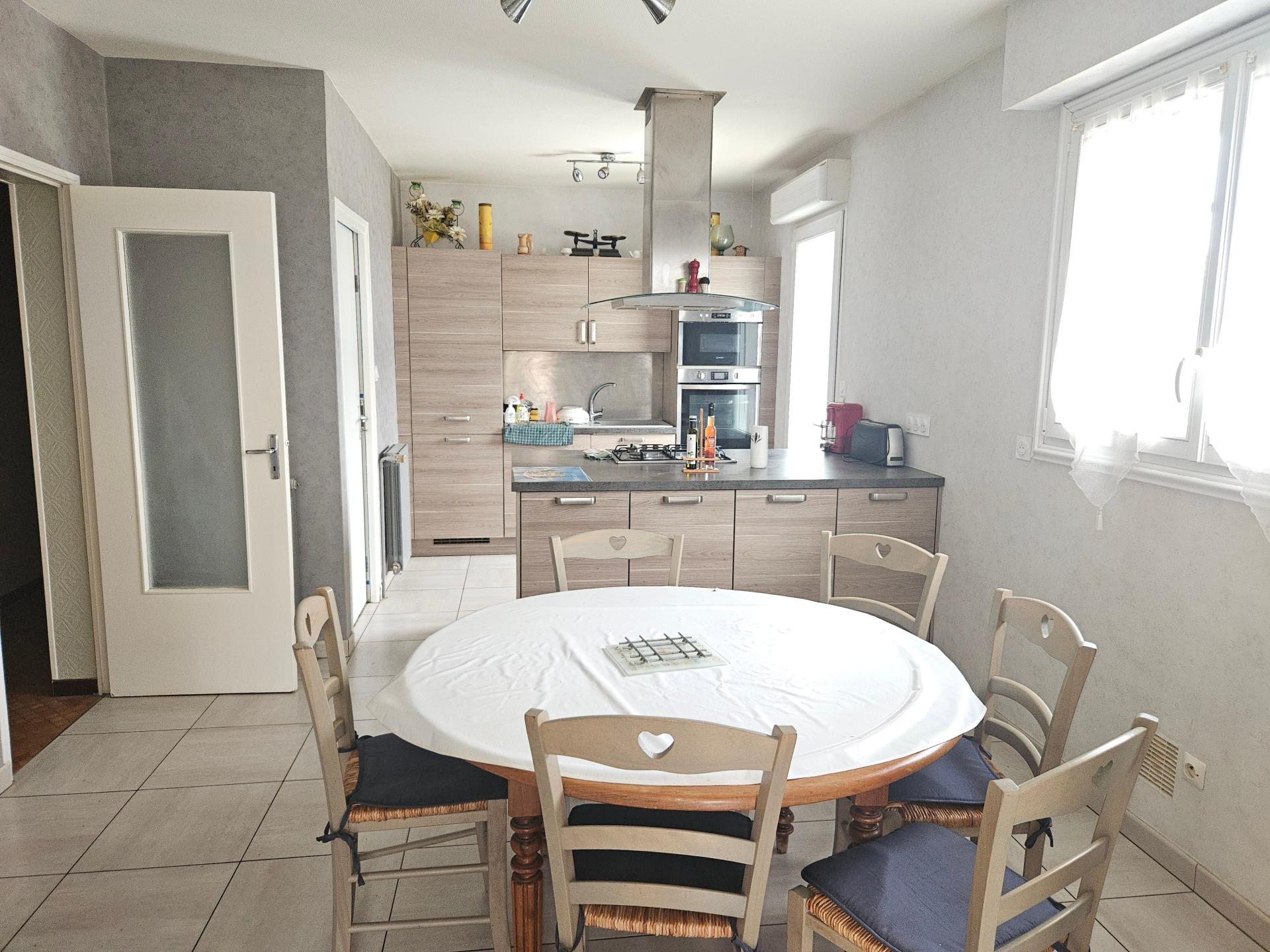 Miniature photo - 4 / 16