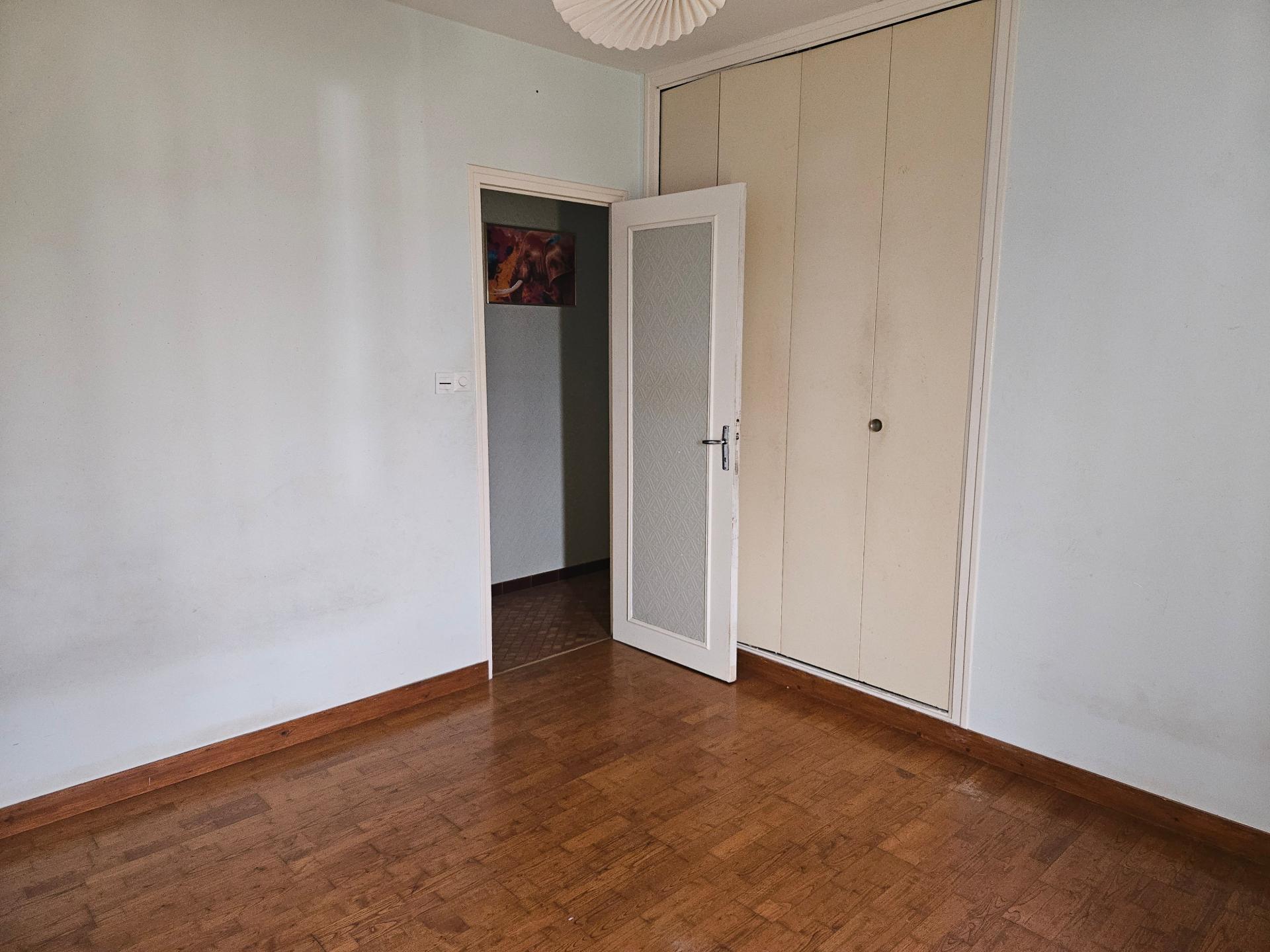 Miniature photo - 7 / 16