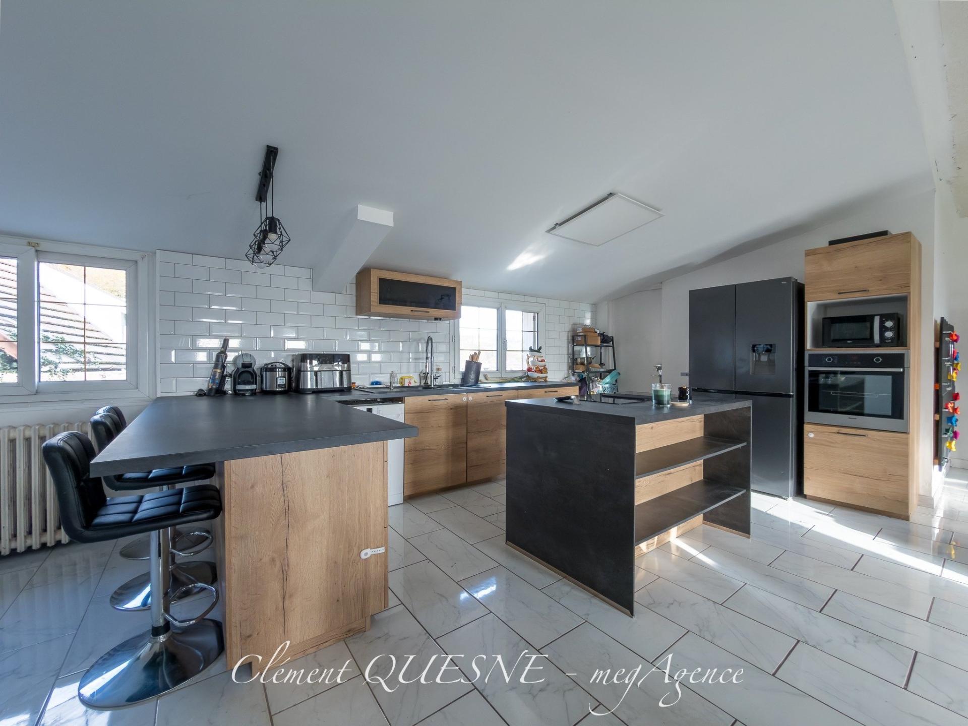 Miniature photo - 5 / 20