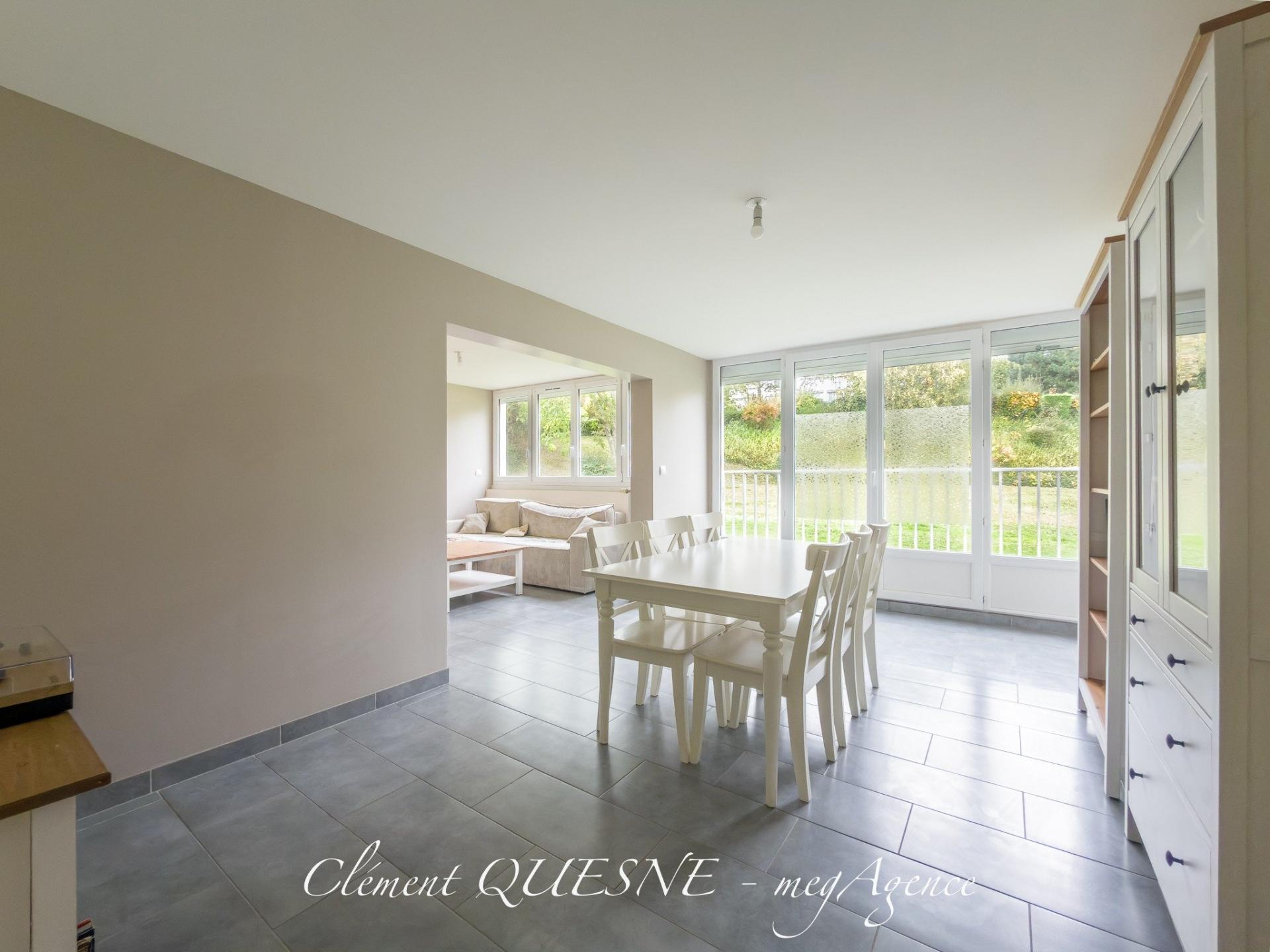 Miniature photo - 2 / 15