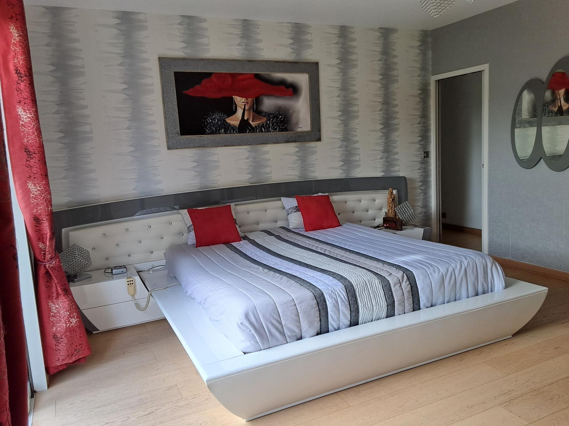 Miniature photo - 5 / 7