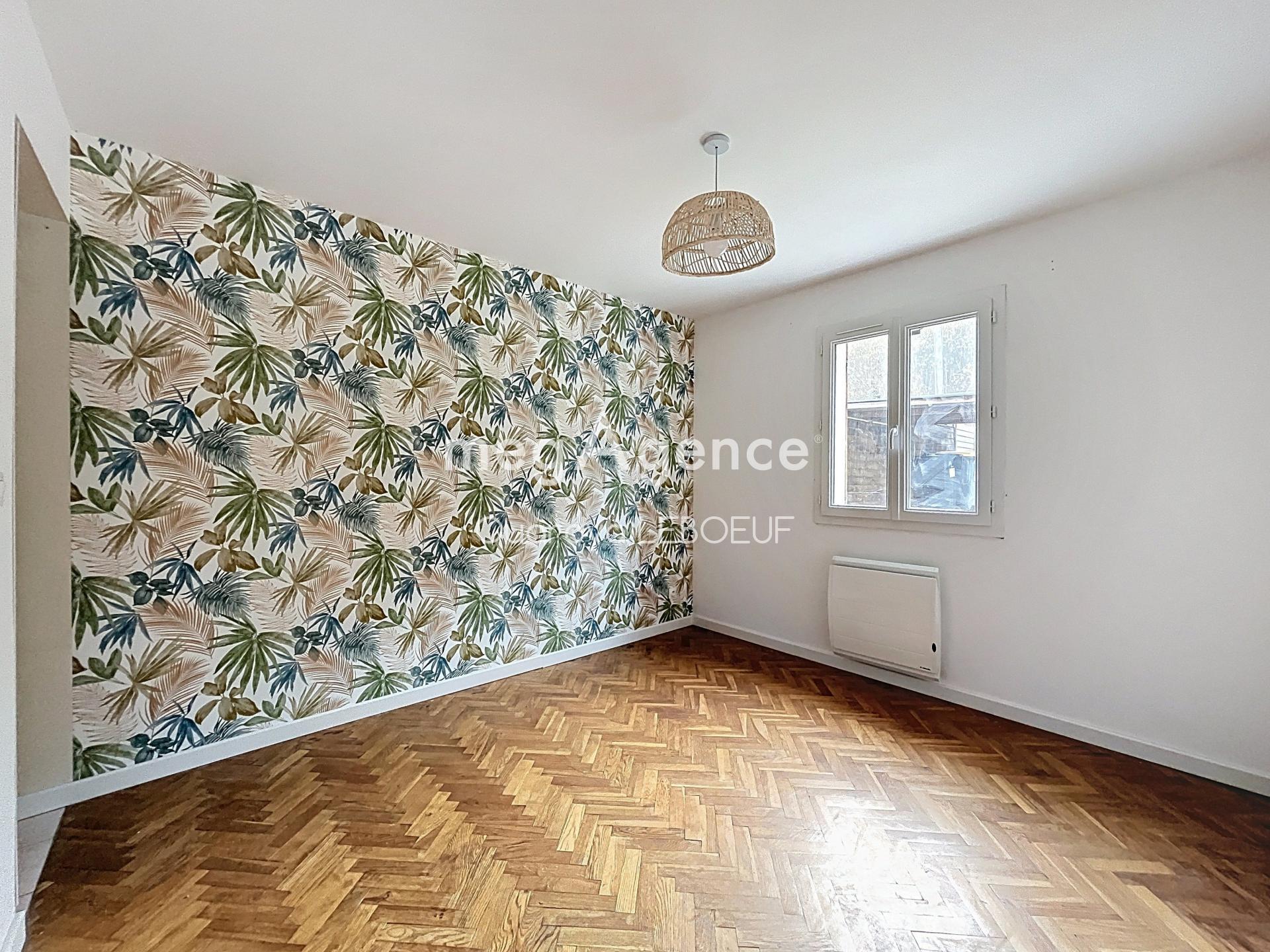 Miniature photo - 6 / 9