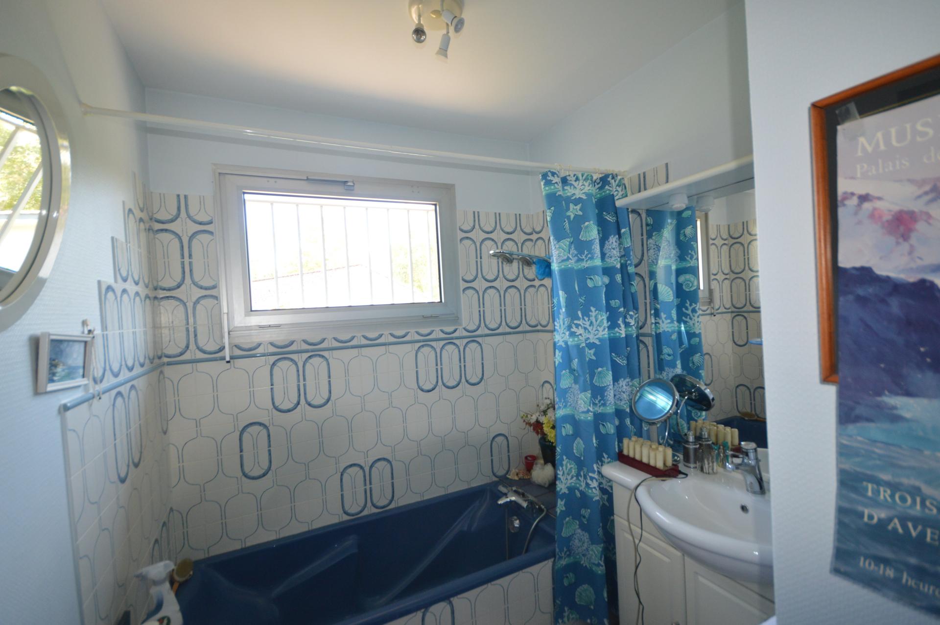 Miniature photo - 15 / 20