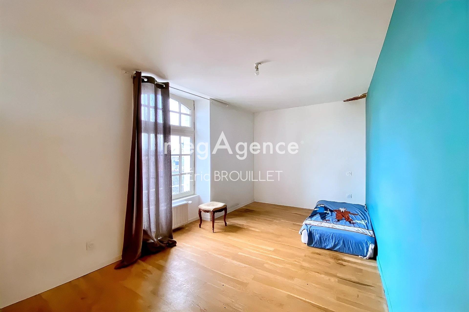 Miniature photo - 8 / 10