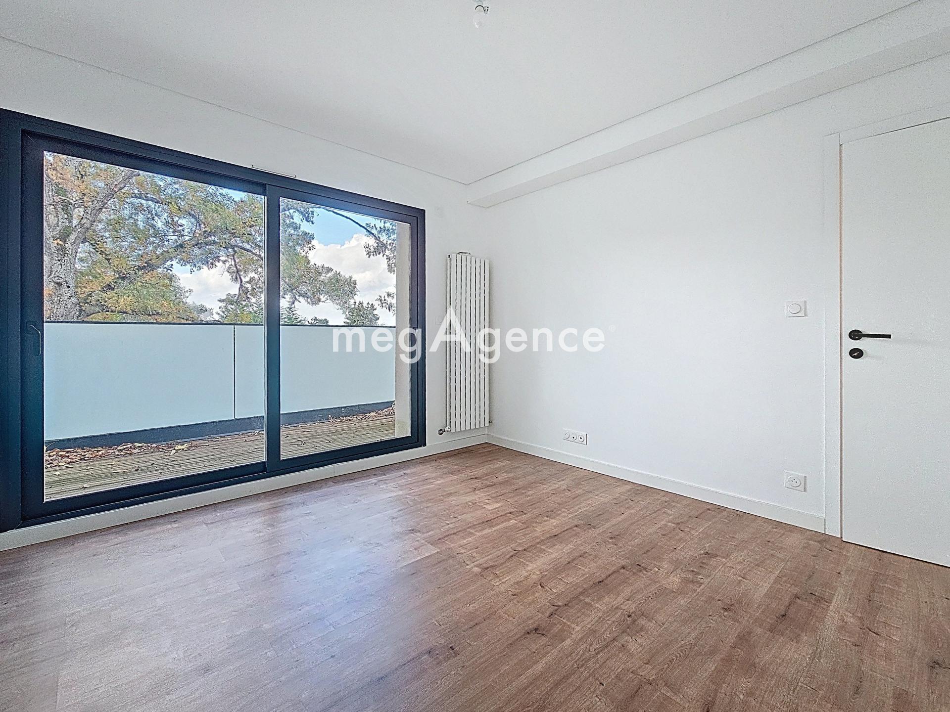 Miniature photo - 7 / 15