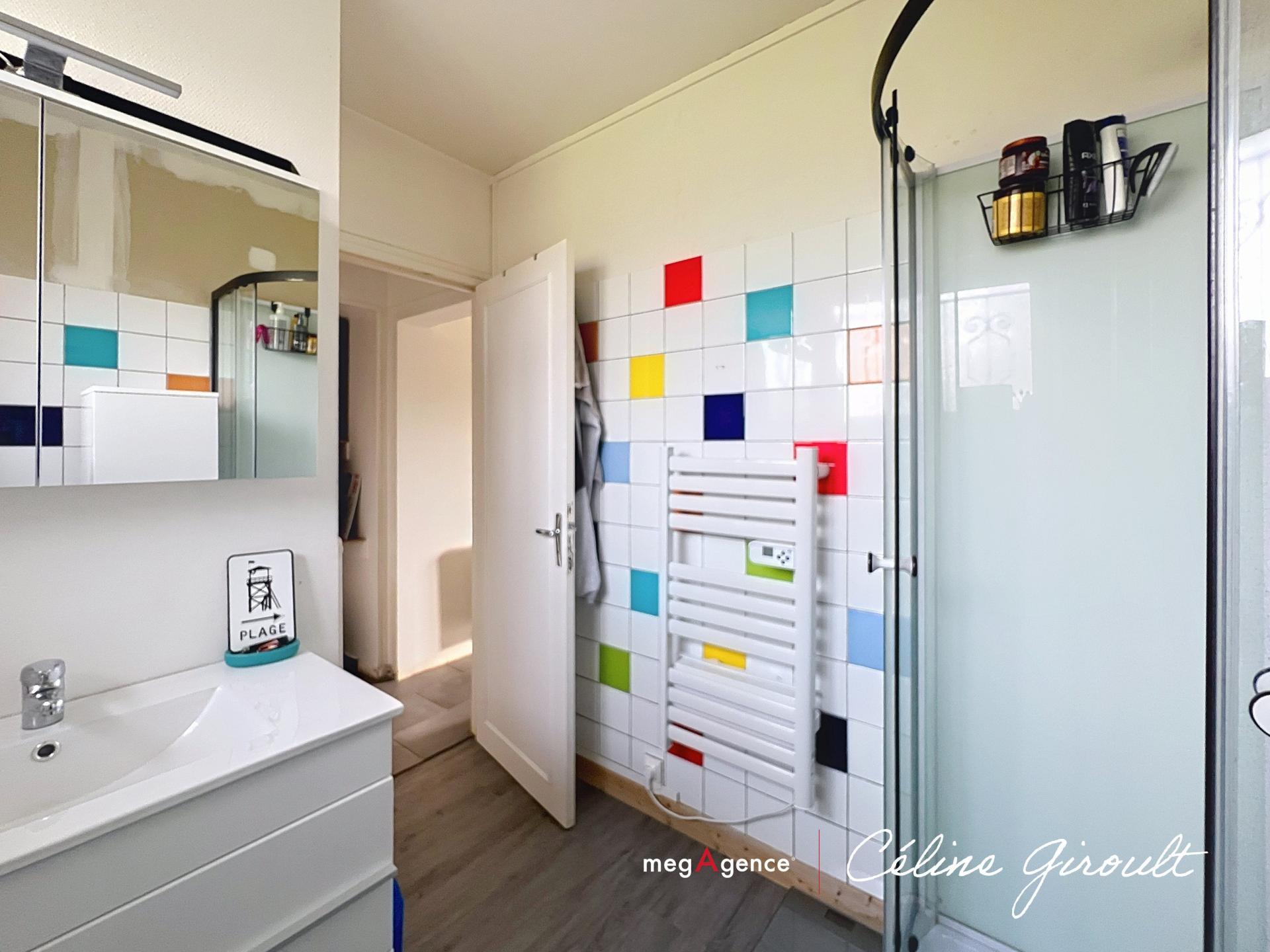 Miniature photo - 16 / 16