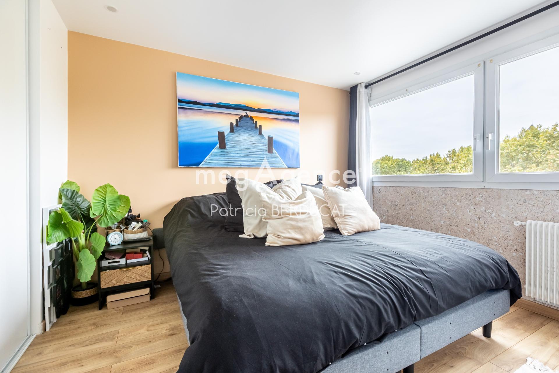 Miniature photo - 5 / 8