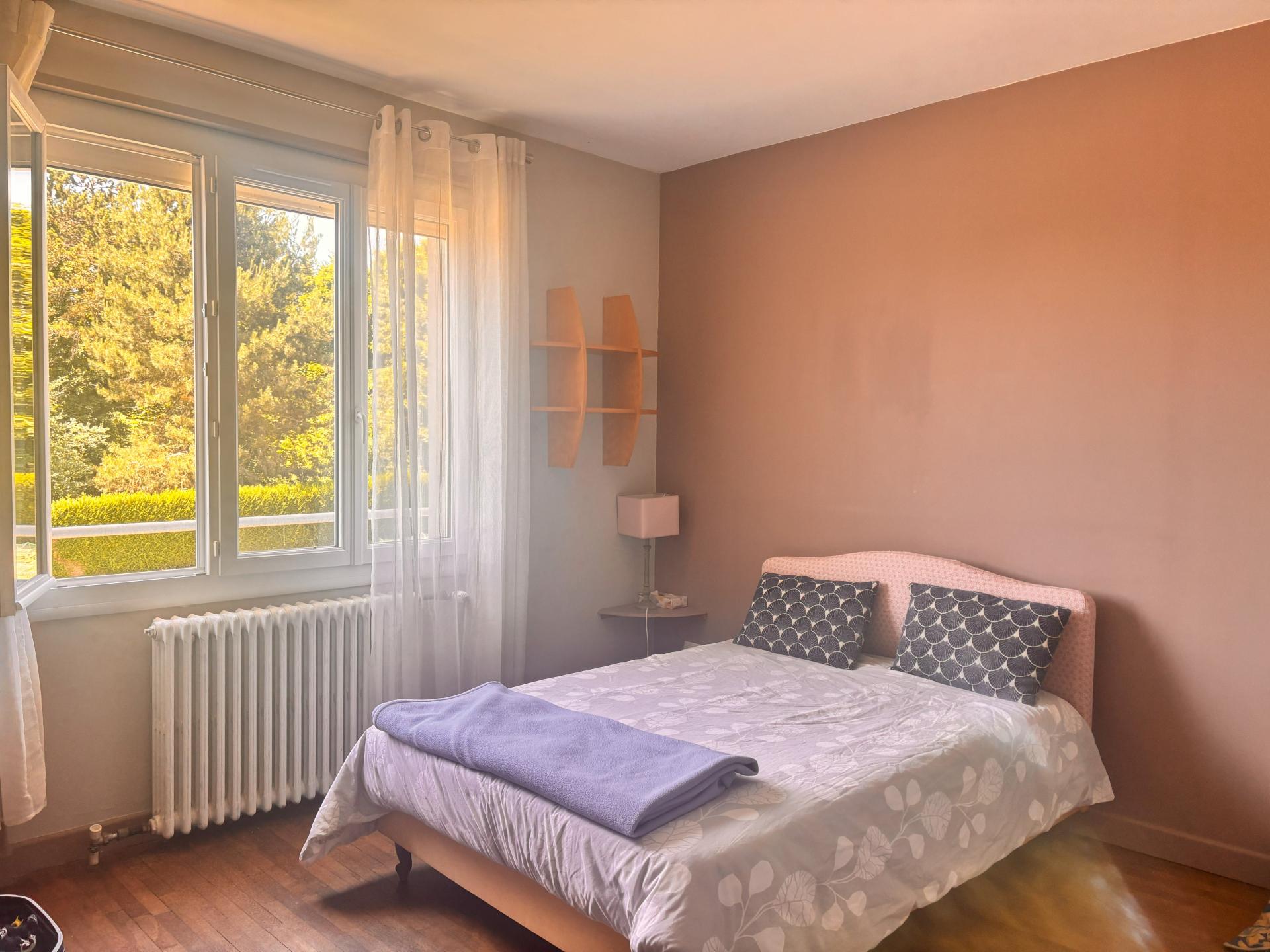 Miniature photo - 3 / 4