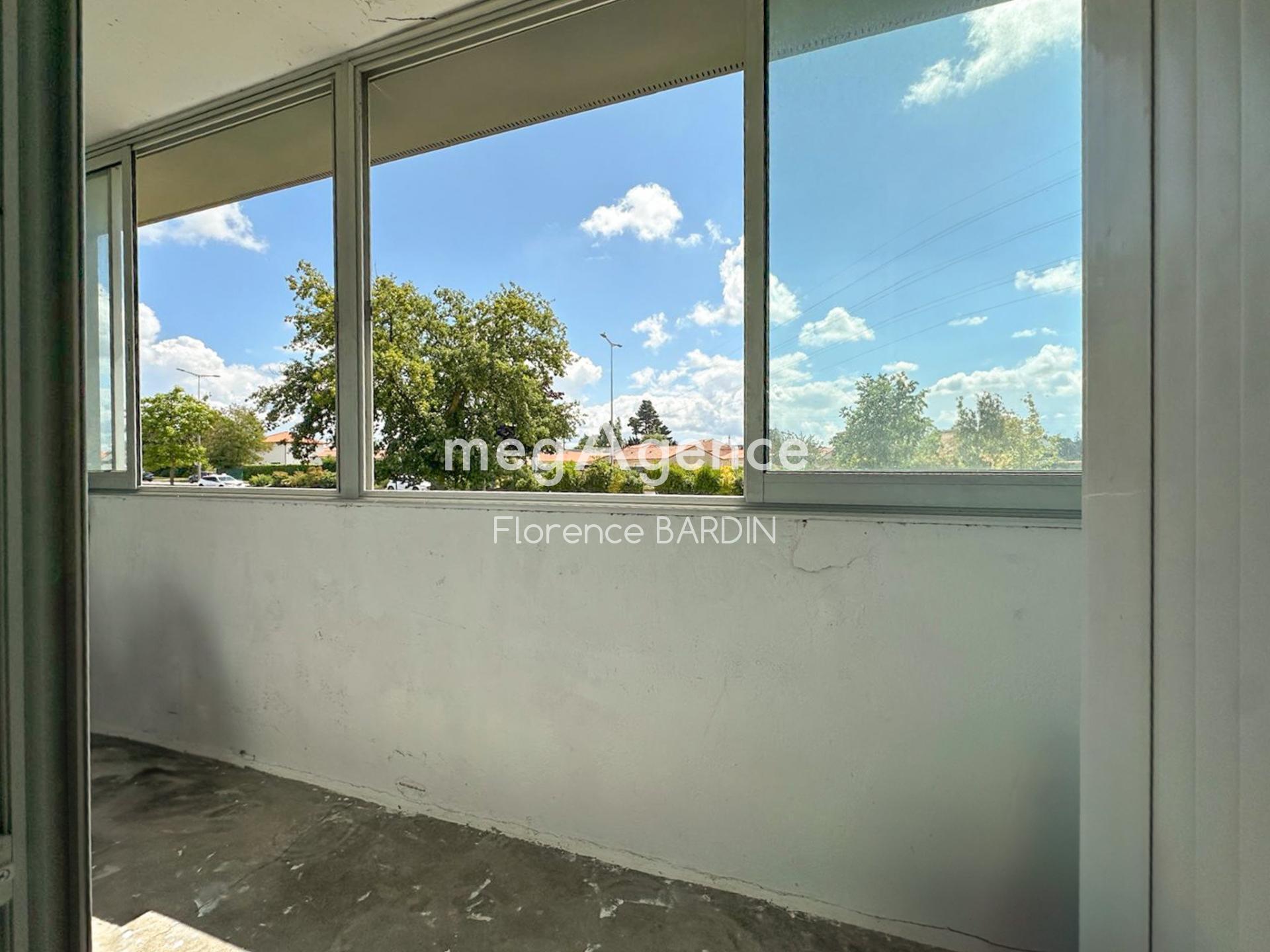 Miniature photo - 9 / 10