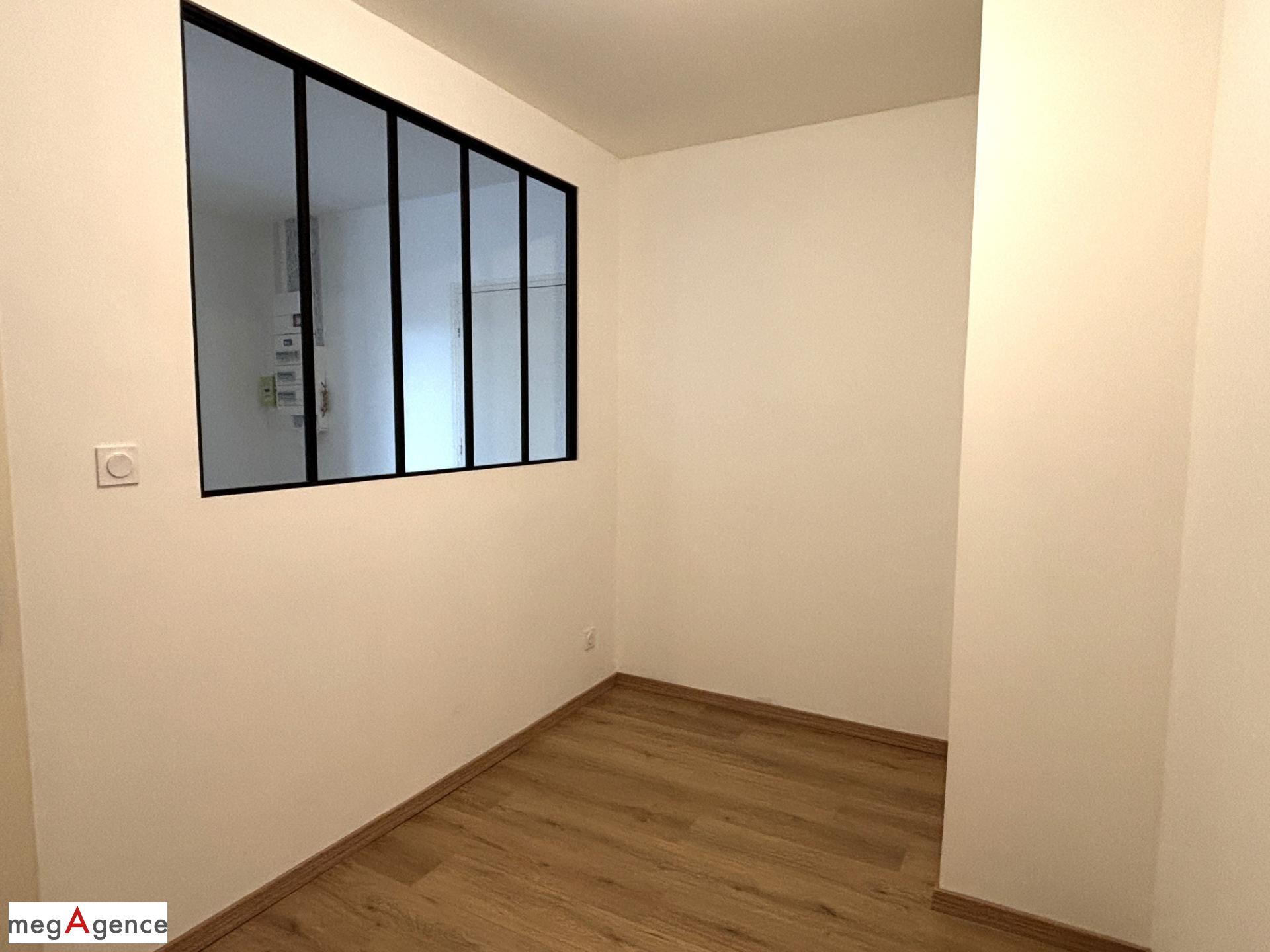 Miniature photo - 8 / 15