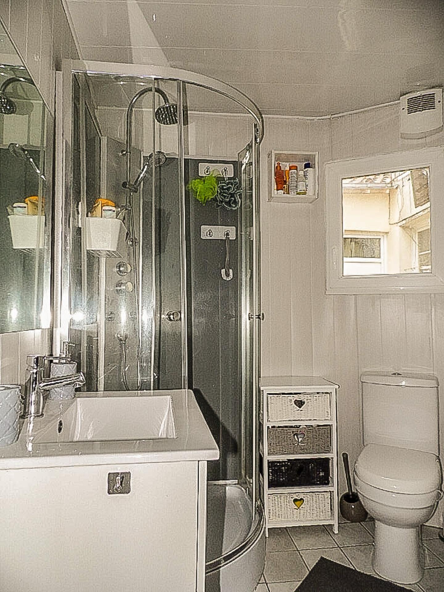 Miniature photo - 6 / 9