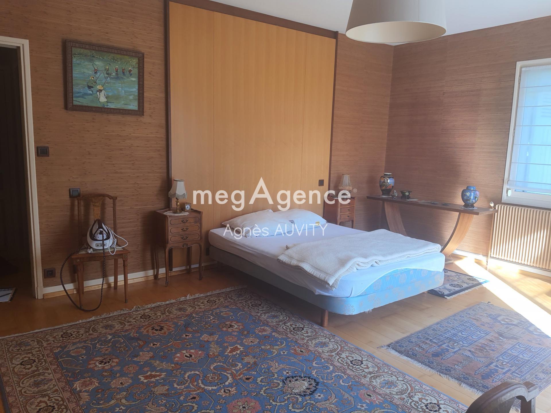 Miniature photo - 12 / 12