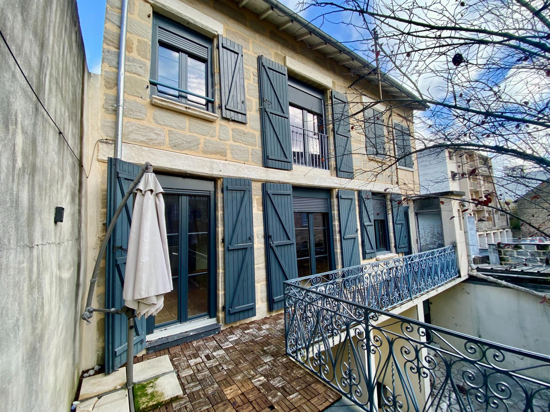 Miniature photo - 2 / 10