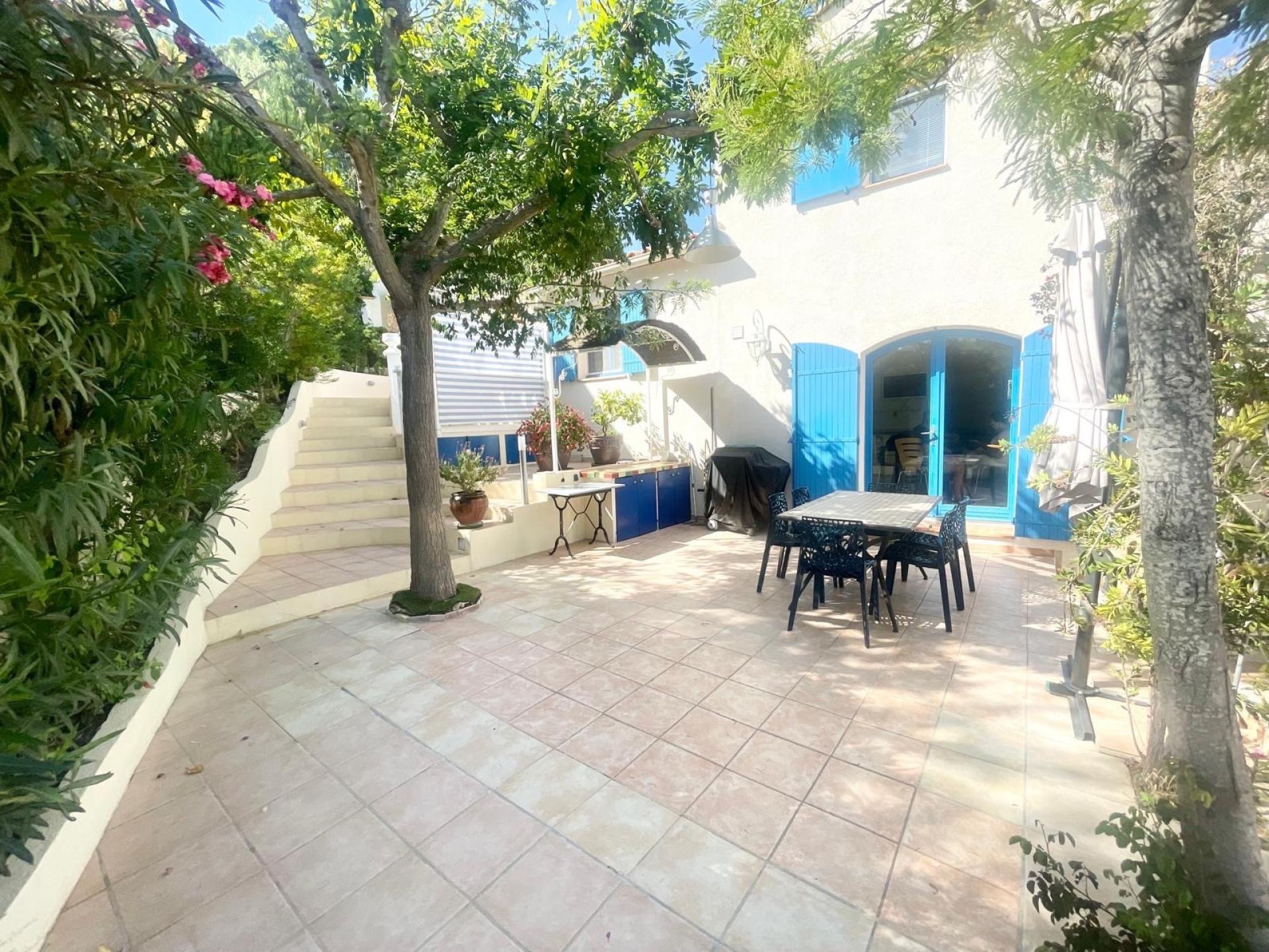 Miniature photo - 18 / 18