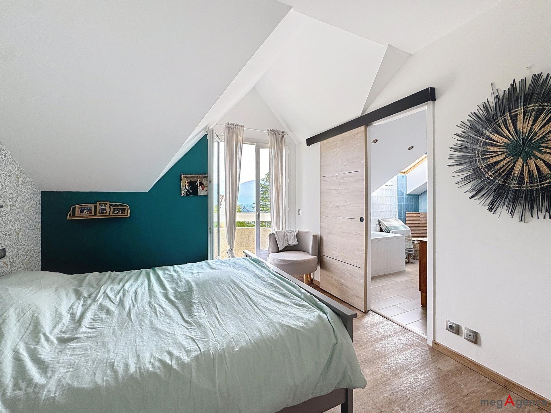 Miniature photo - 10 / 17