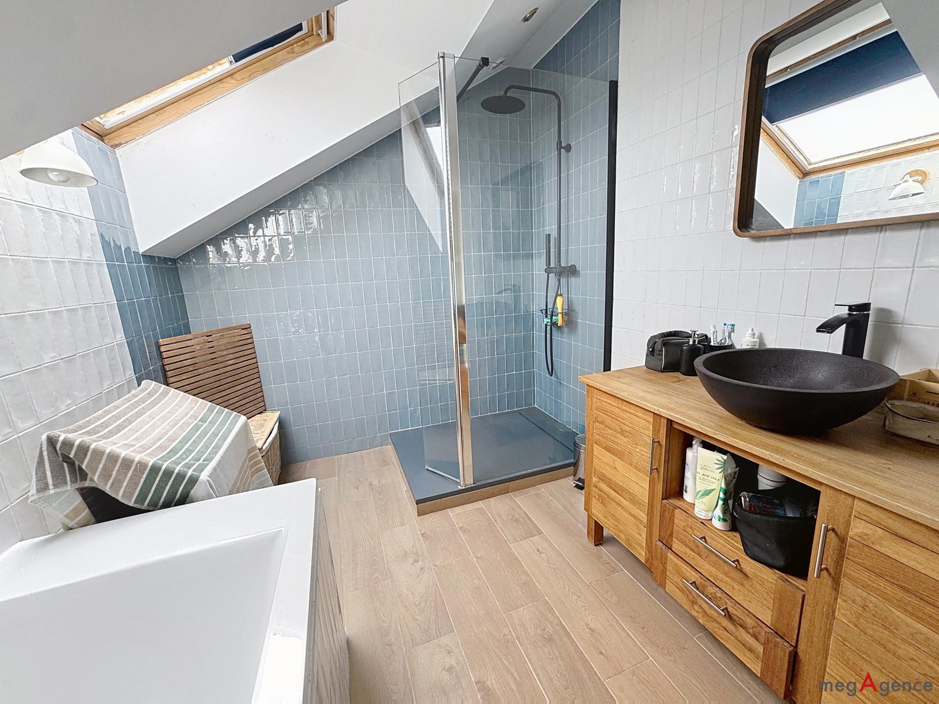 Miniature photo - 11 / 17