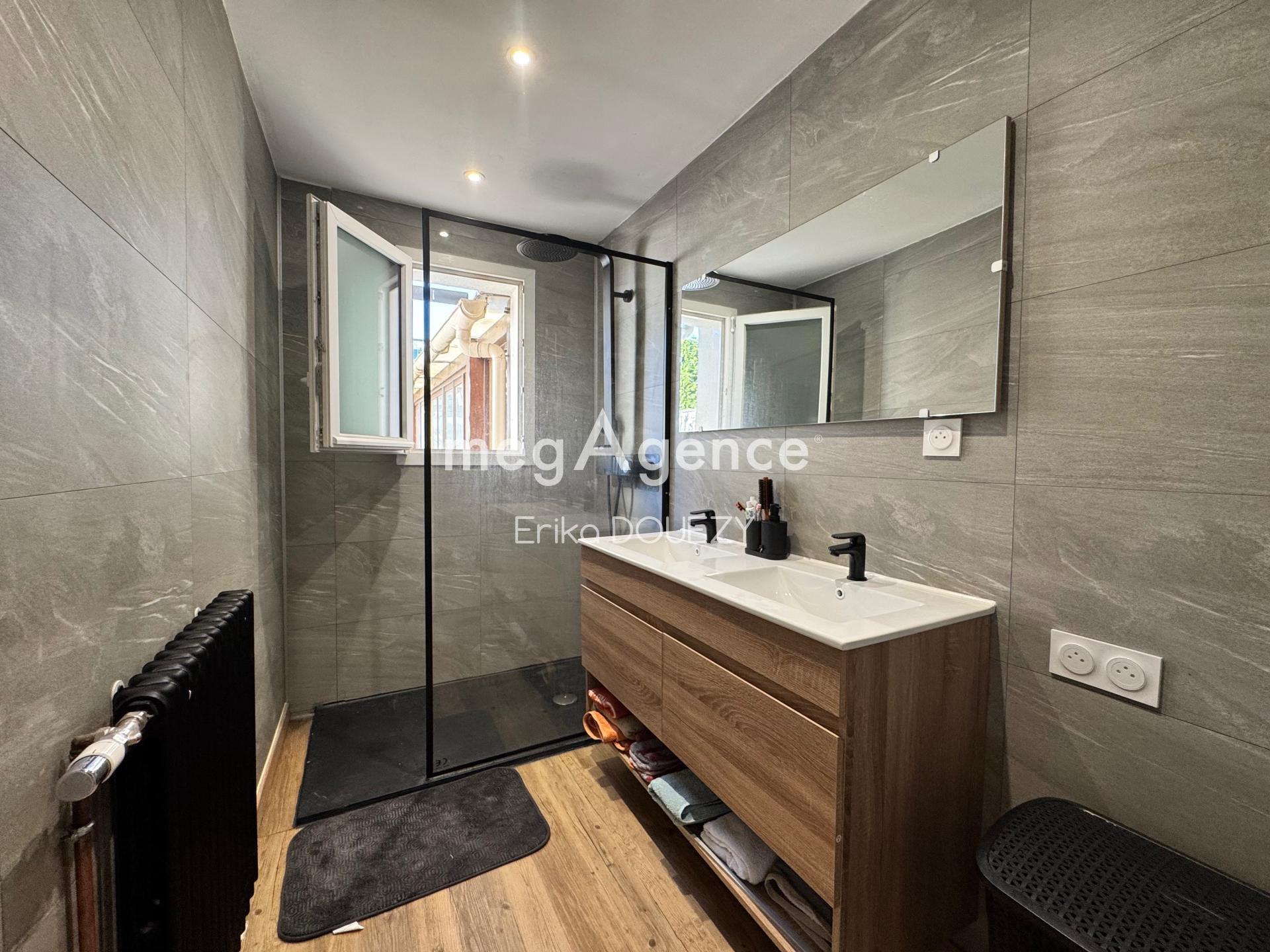 Miniature photo - 5 / 8