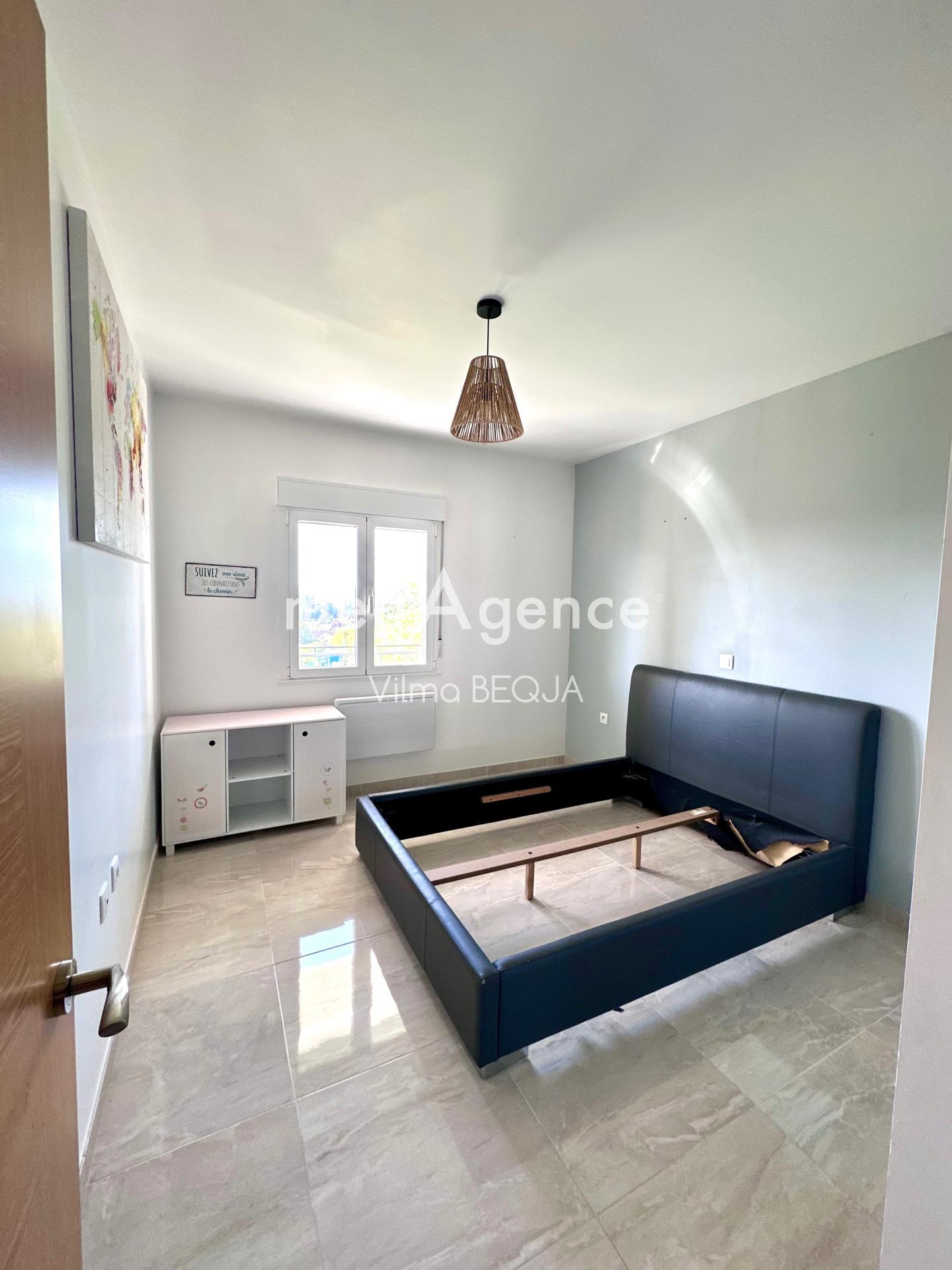 Miniature photo - 11 / 20