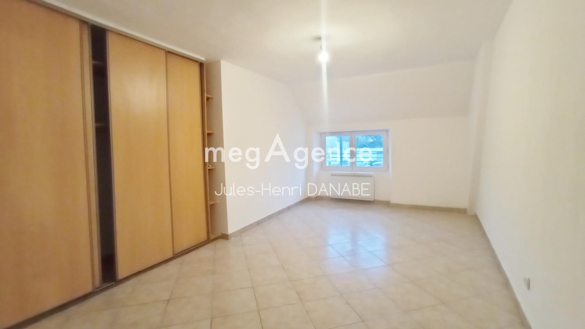 Miniature photo - 8 / 12