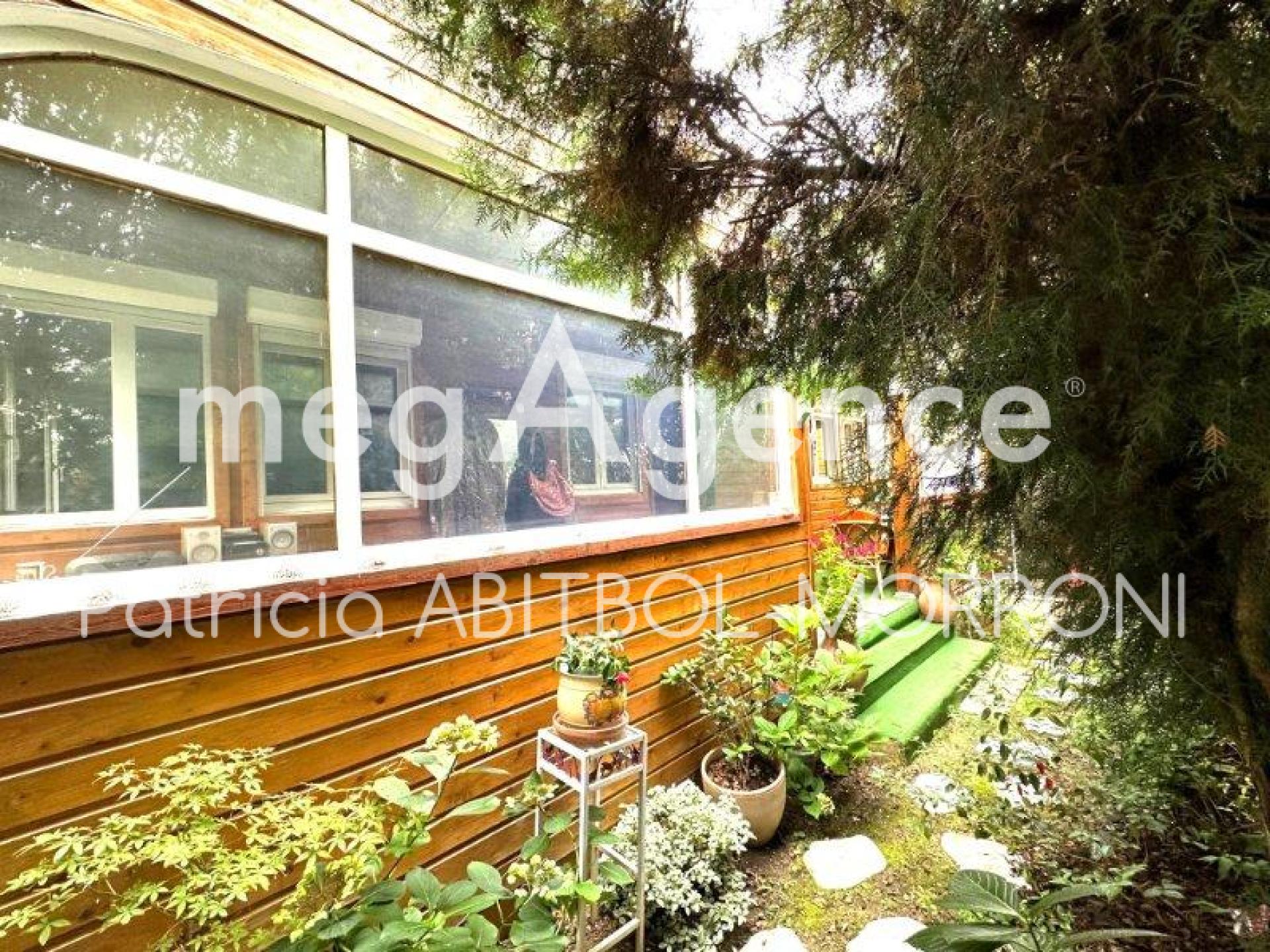 Miniature photo - 2 / 10