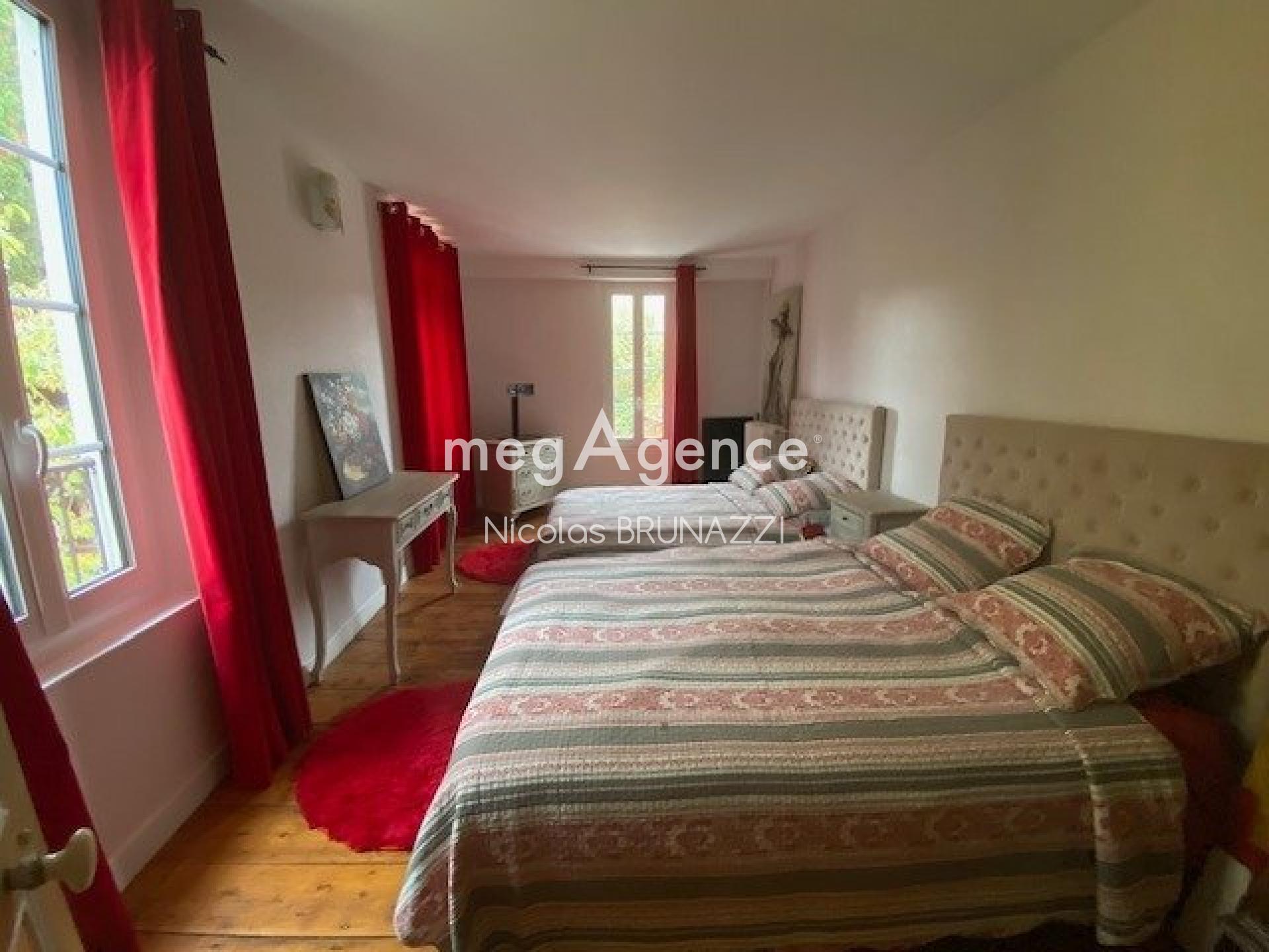 Miniature photo - 8 / 10