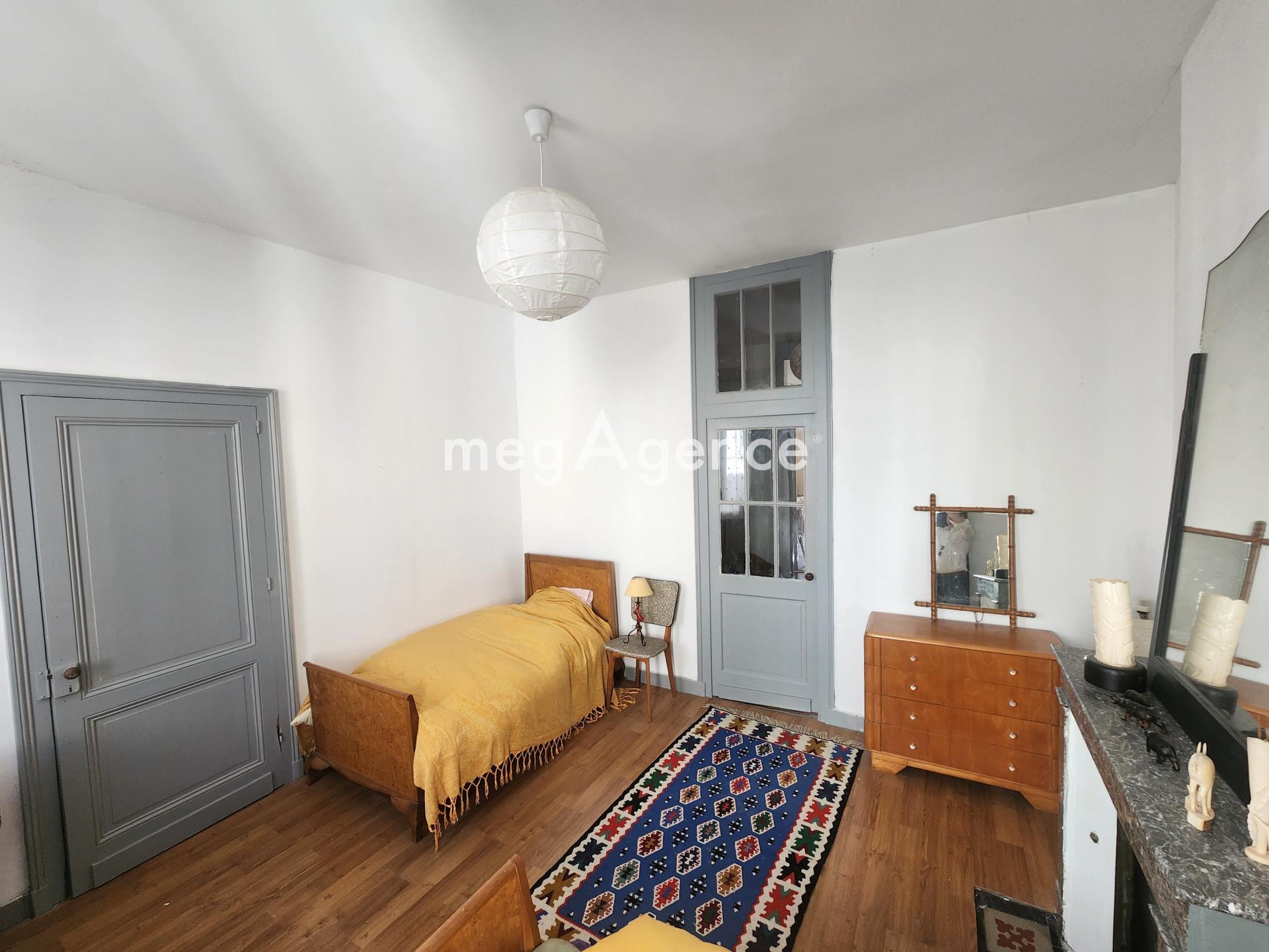 Miniature photo - 12 / 16