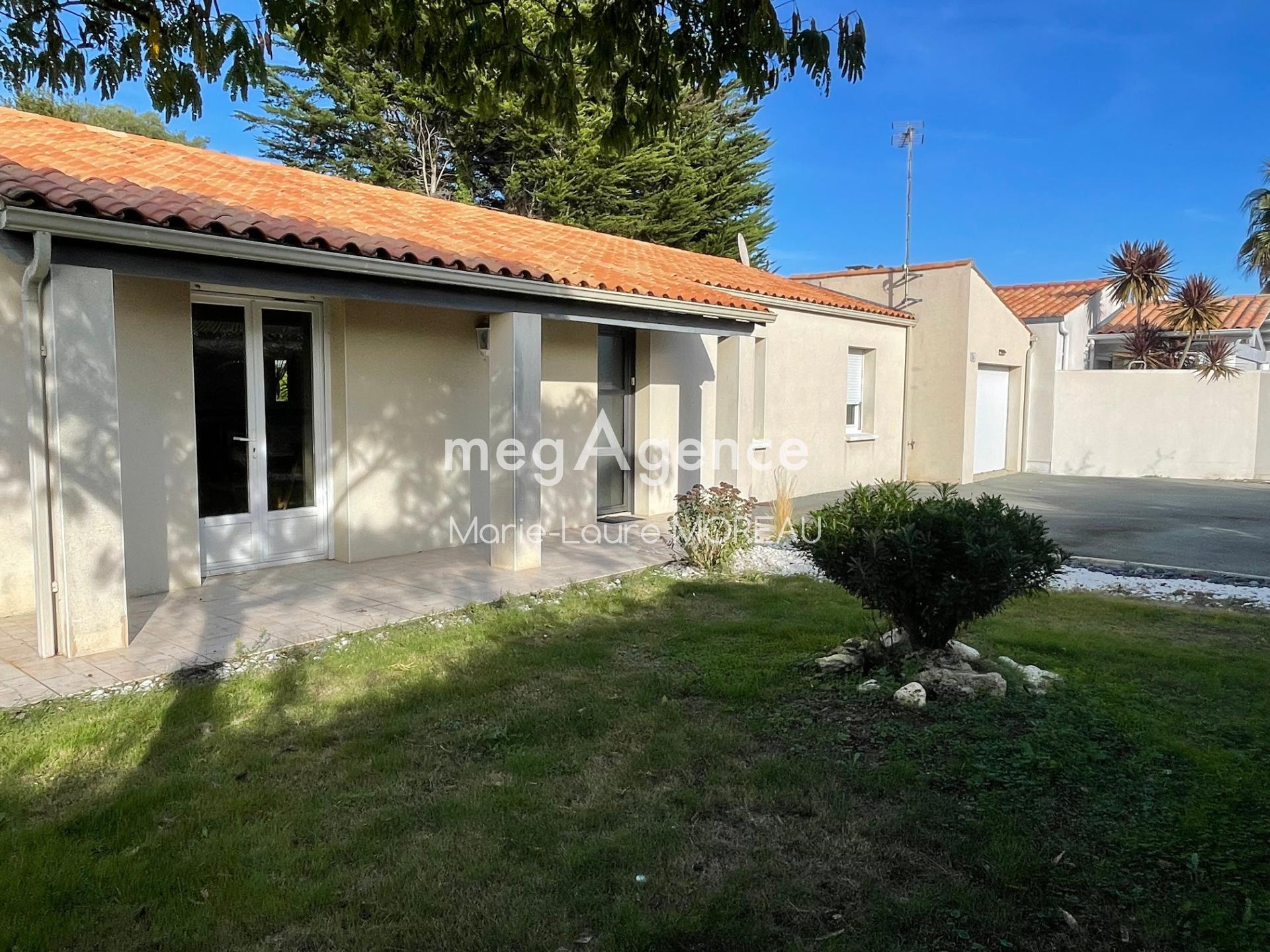 Miniature photo - 2 / 19