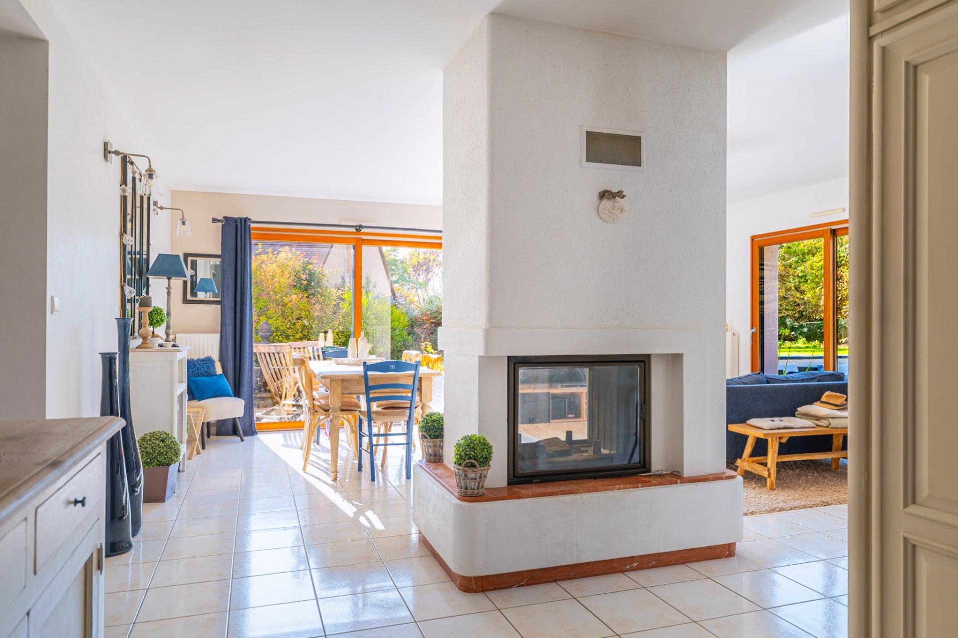 Miniature photo - 2 / 10