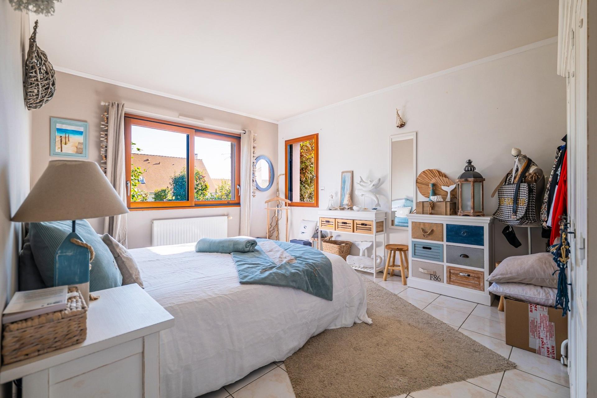 Miniature photo - 6 / 10