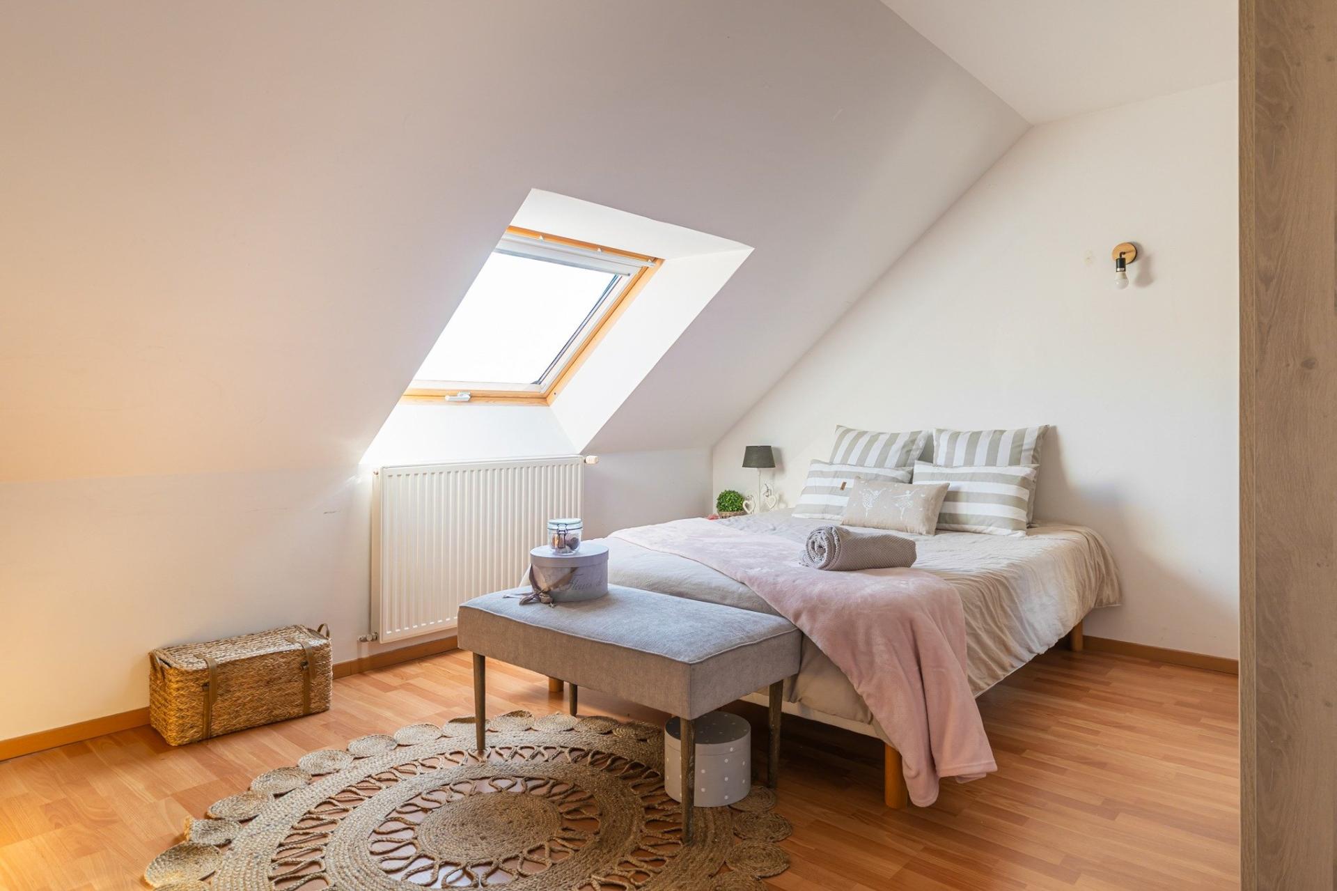 Miniature photo - 8 / 10